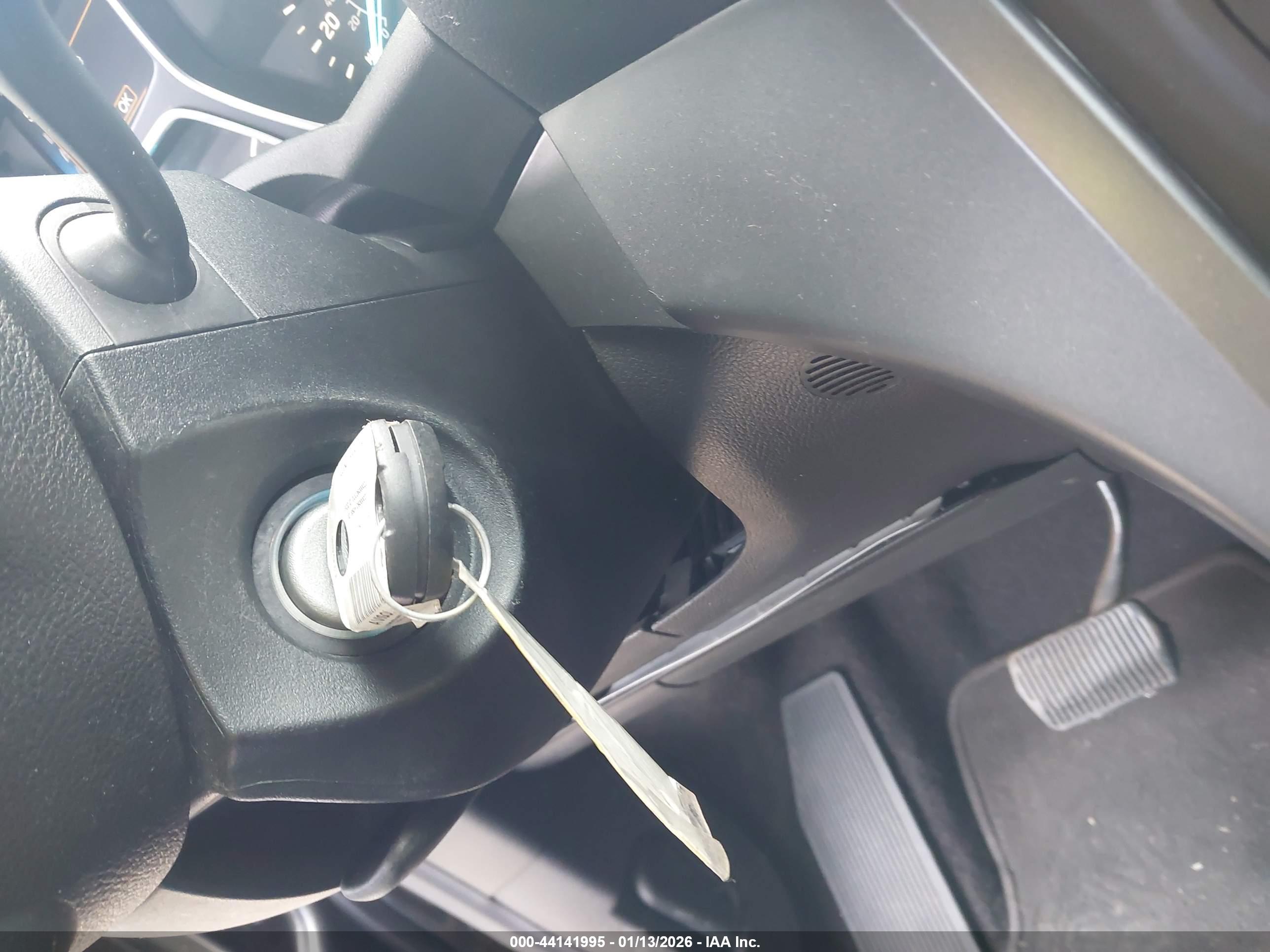 FORD ESCAPE image 11