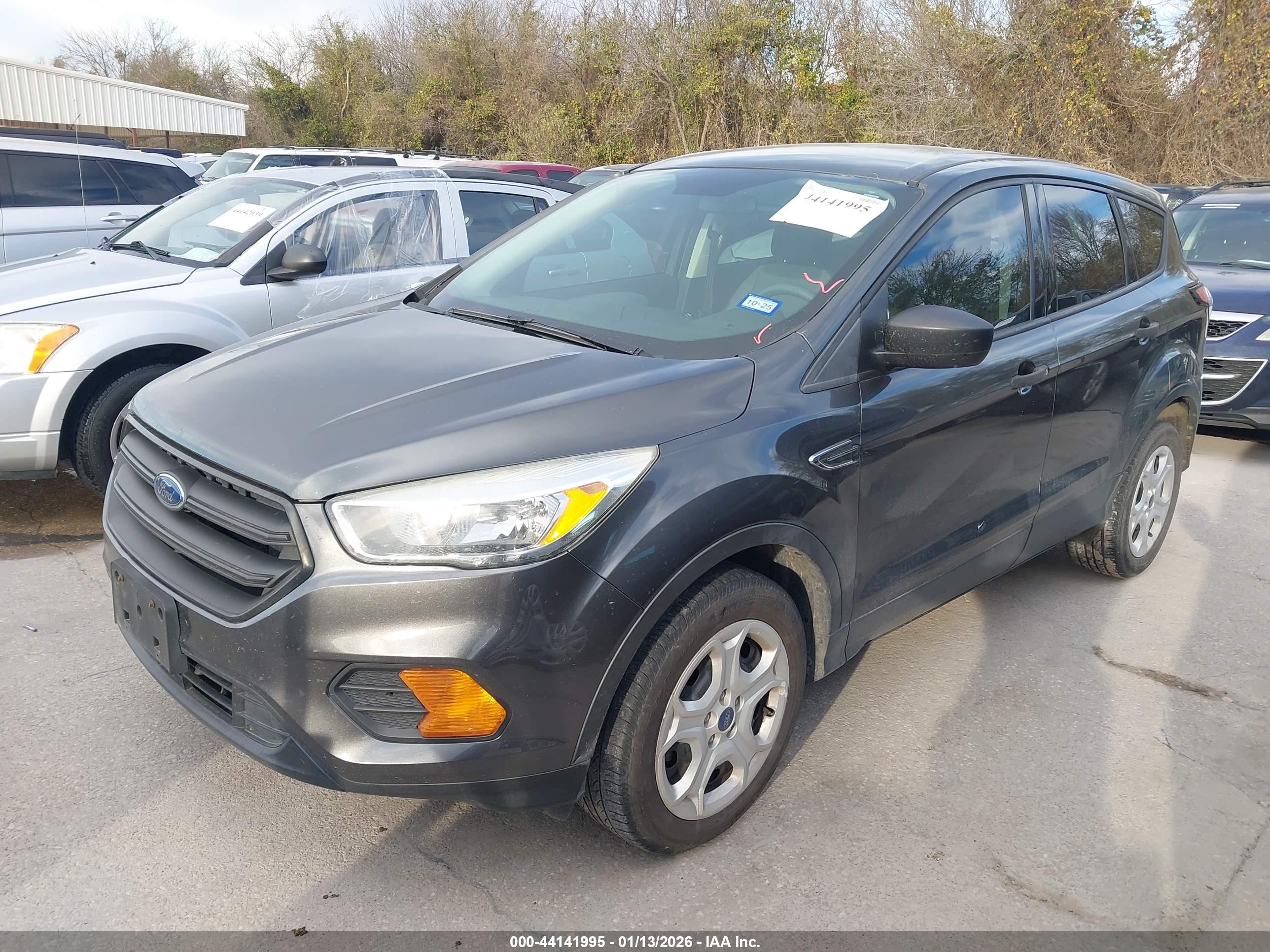 FORD ESCAPE image 2