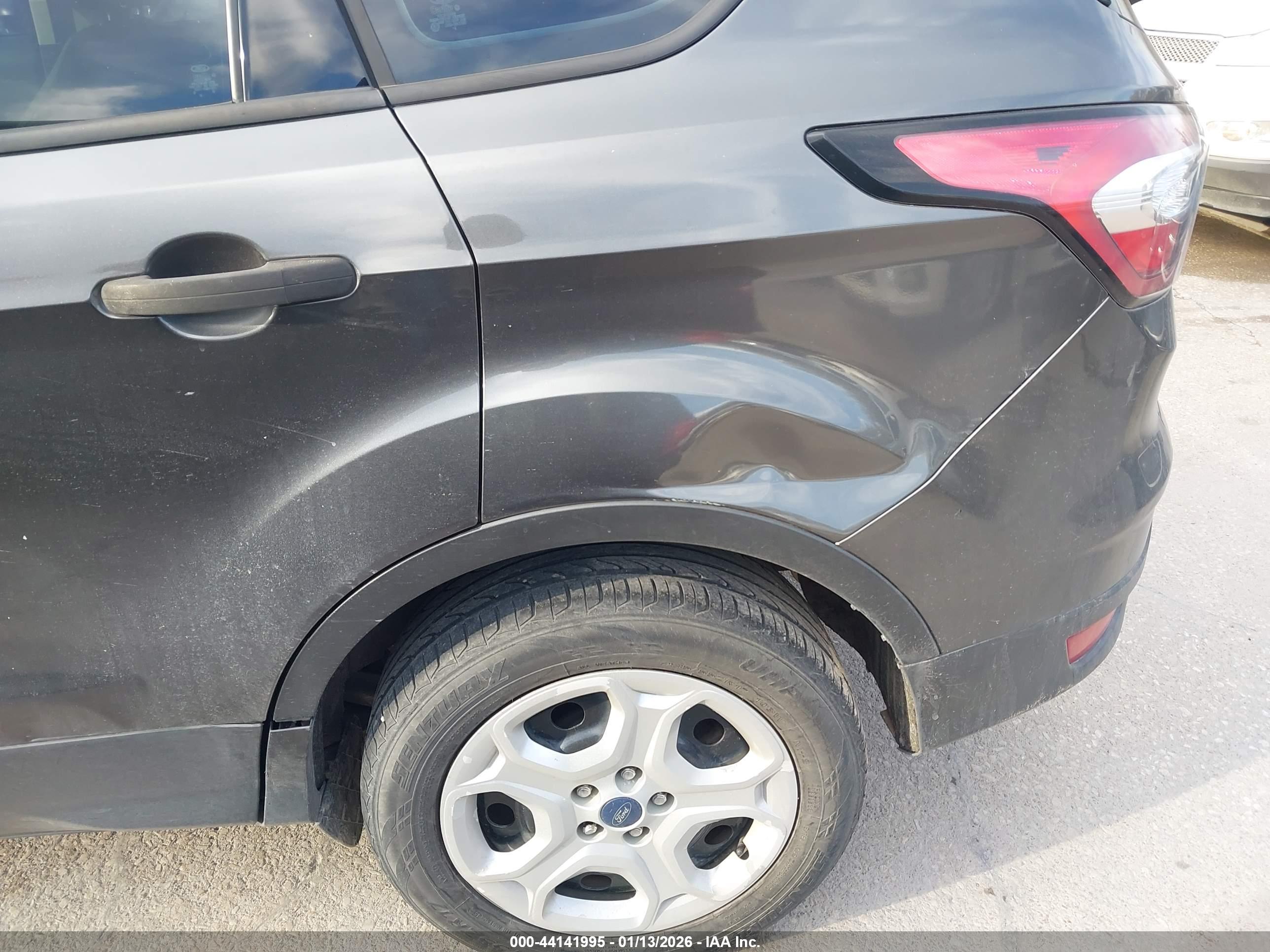 FORD ESCAPE image 6