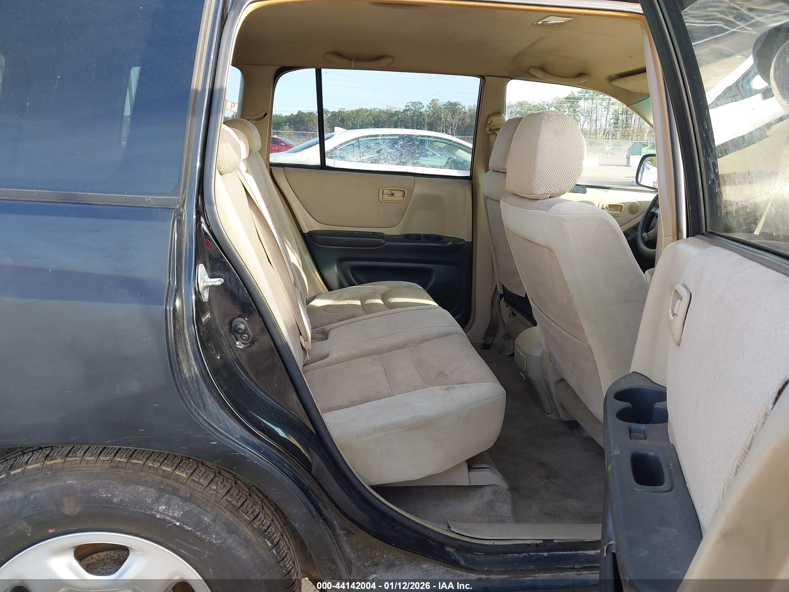 TOYOTA HIGHLANDER image 8