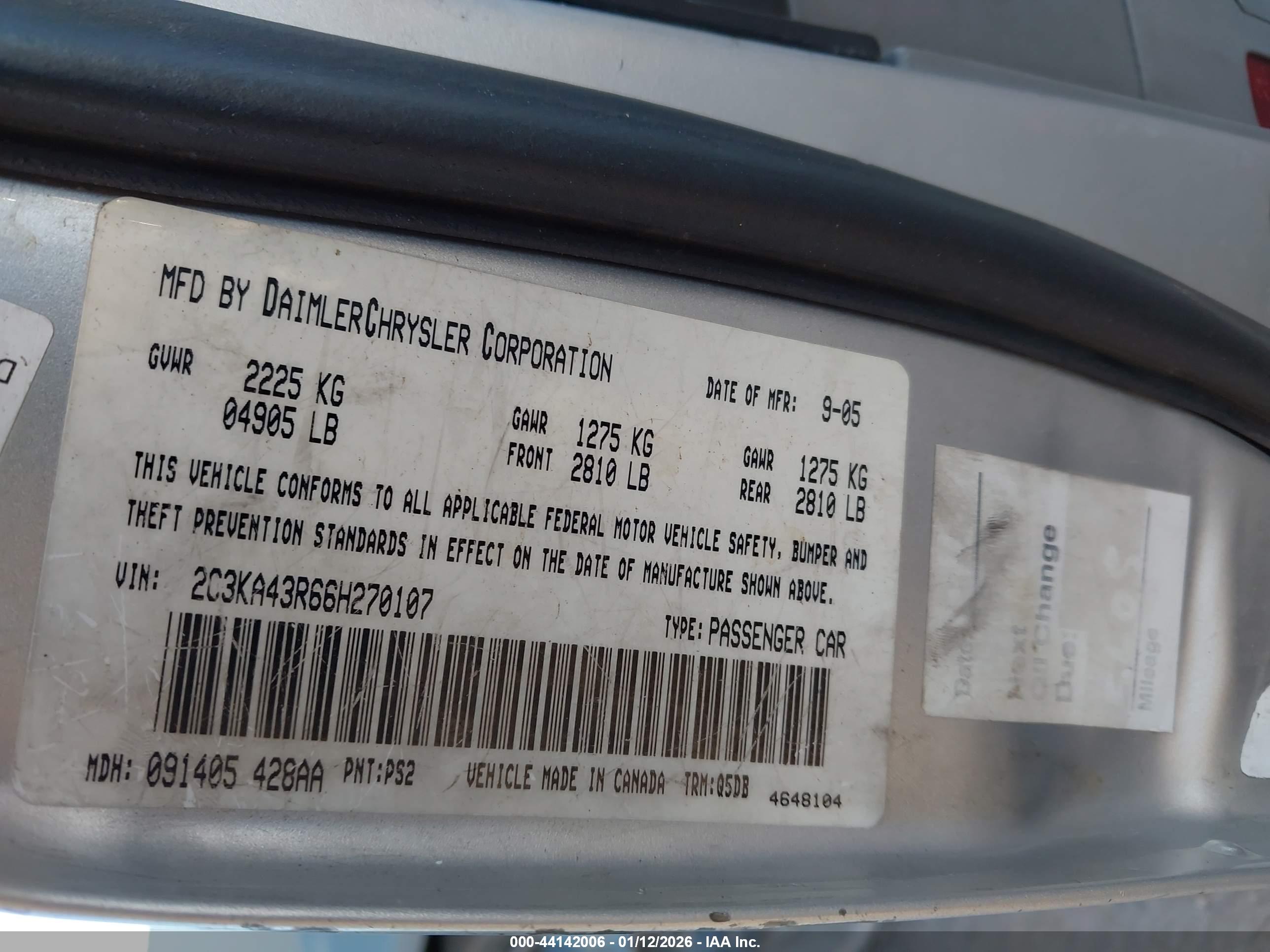 CHRYSLER 300 image 9