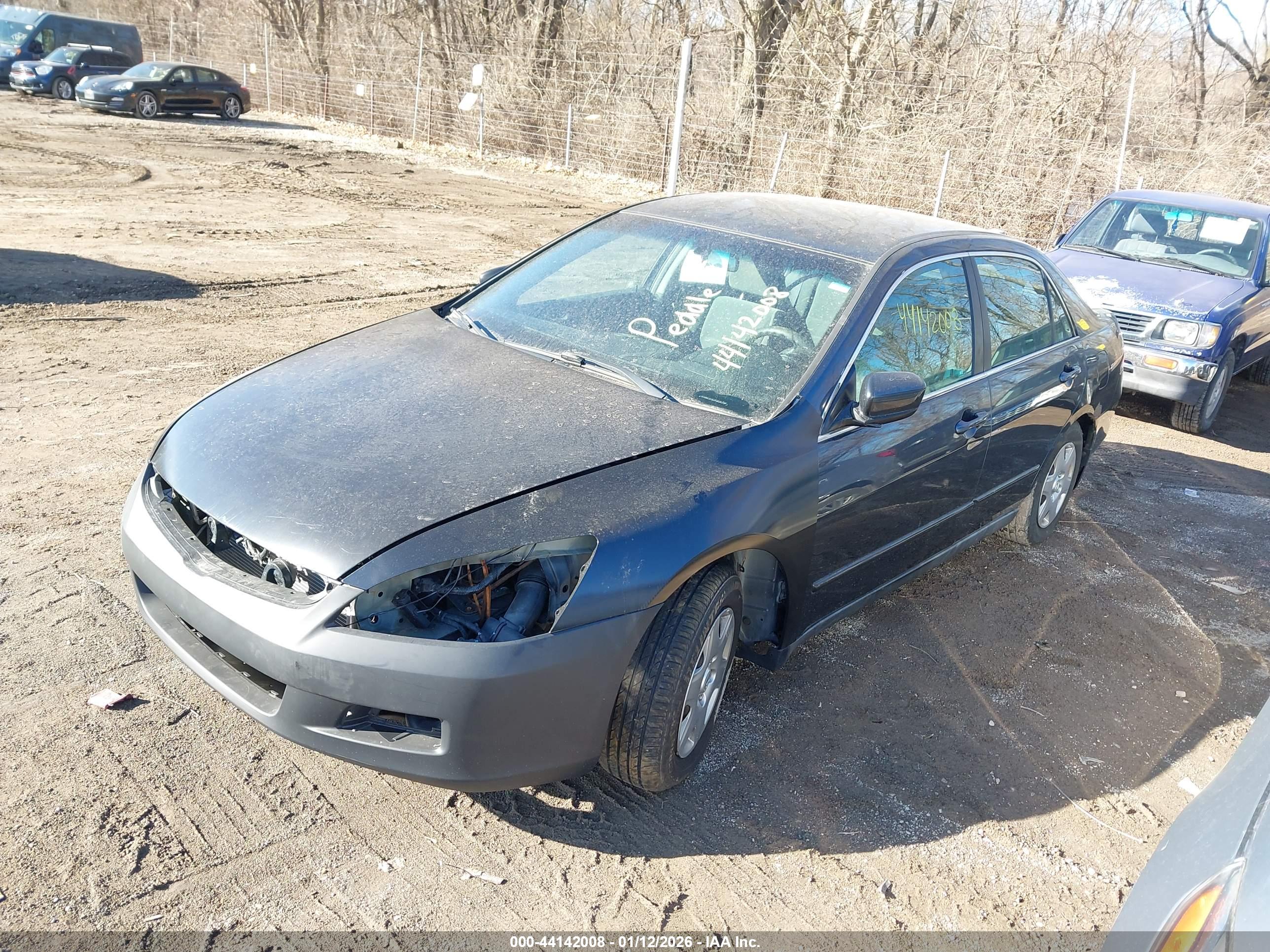 HONDA ACCORD image 2