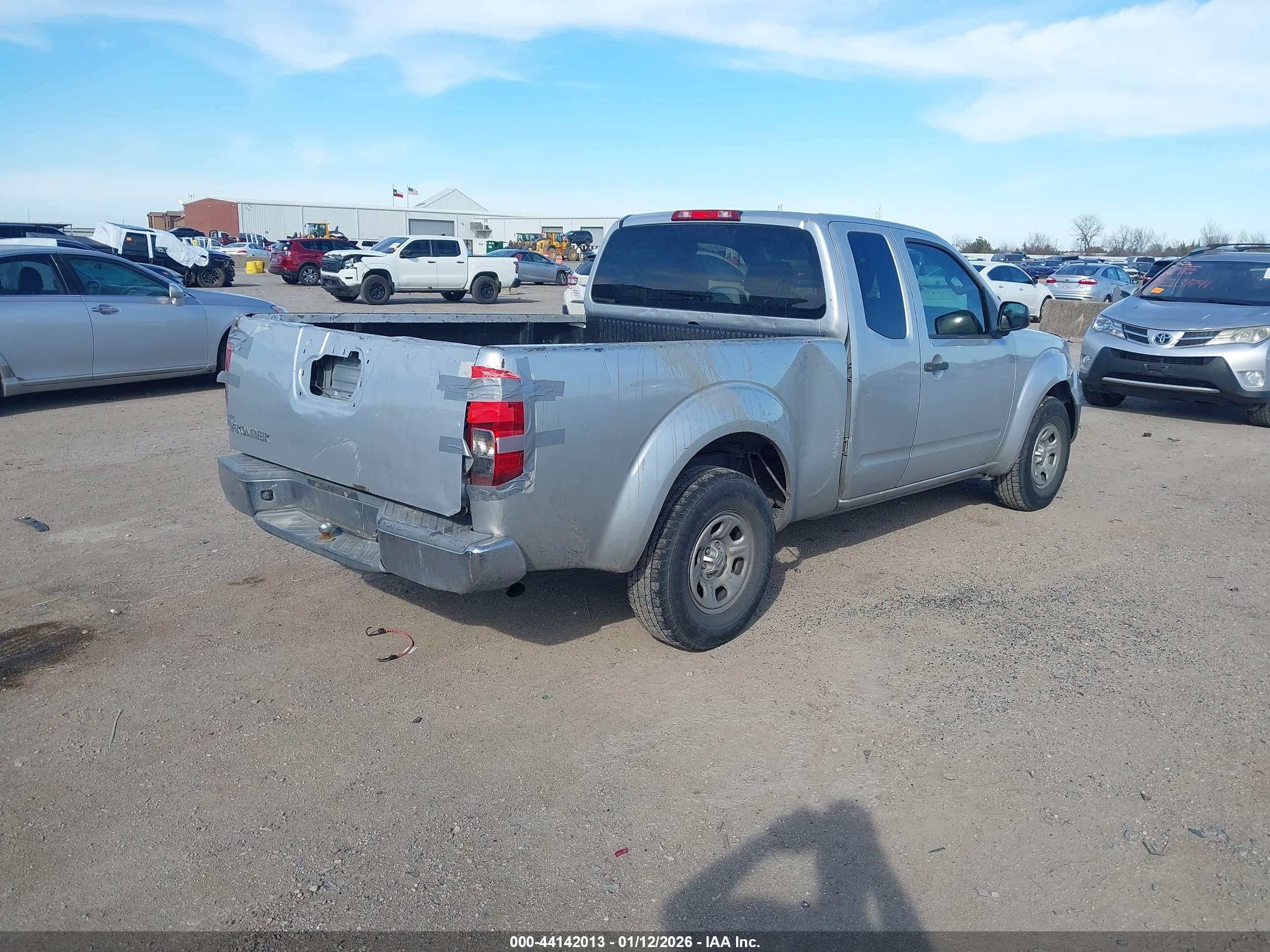 NISSAN FRONTIER image 4