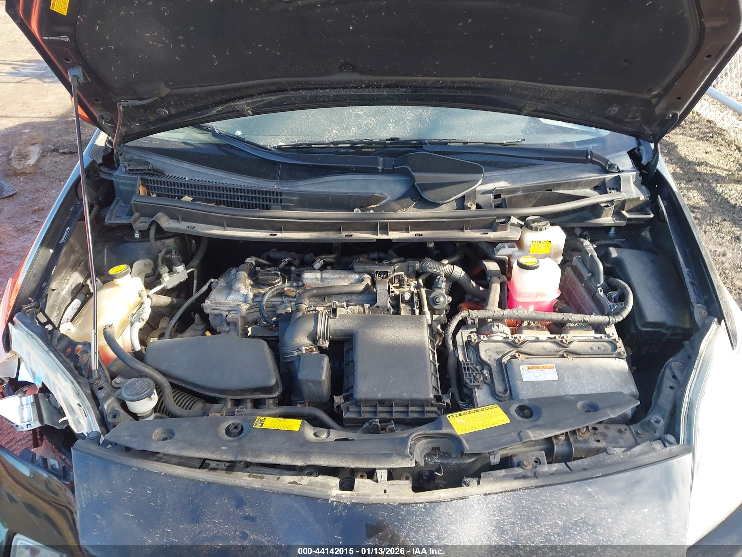 TOYOTA PRIUS image 10