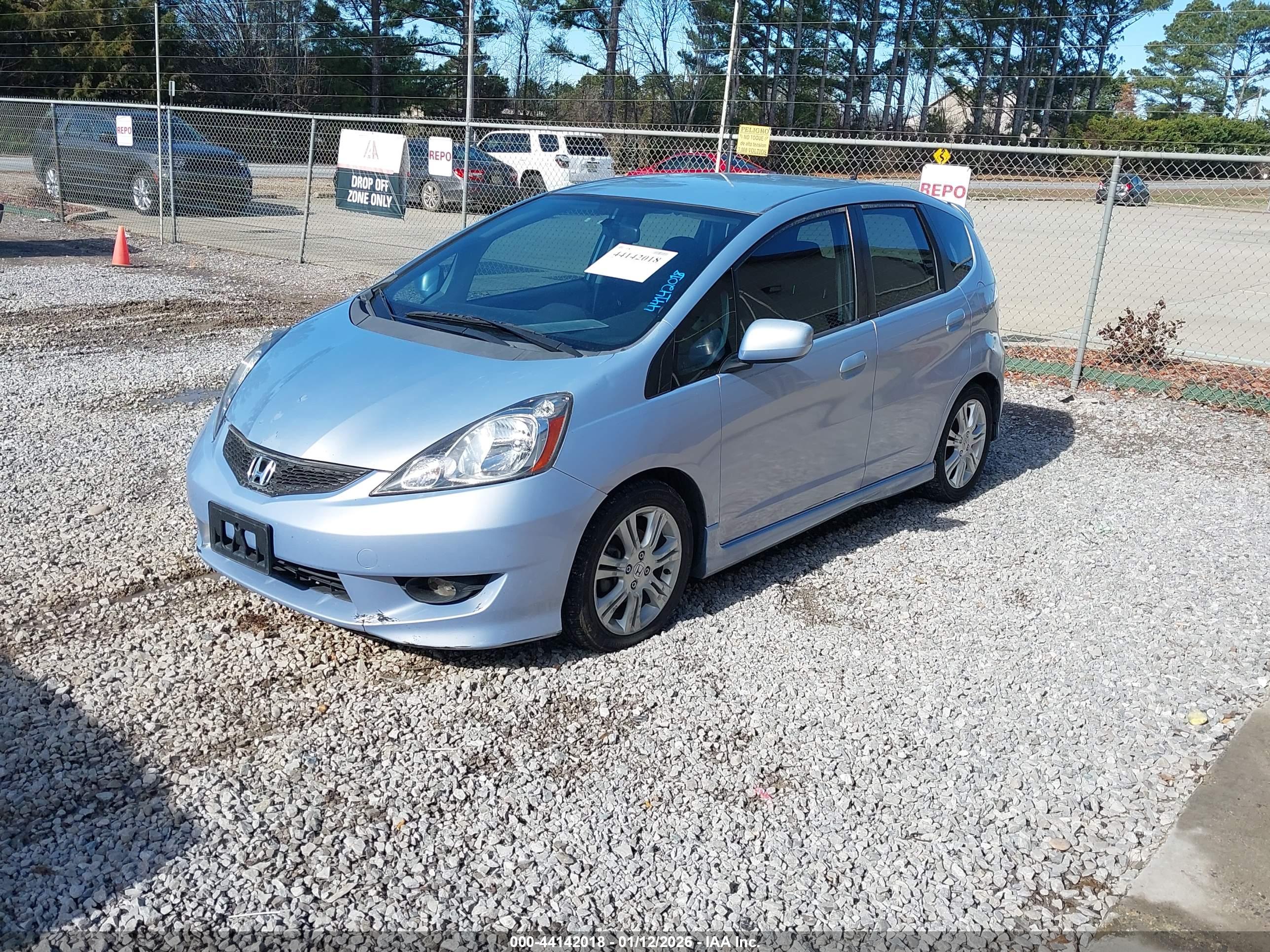 HONDA FIT image 2