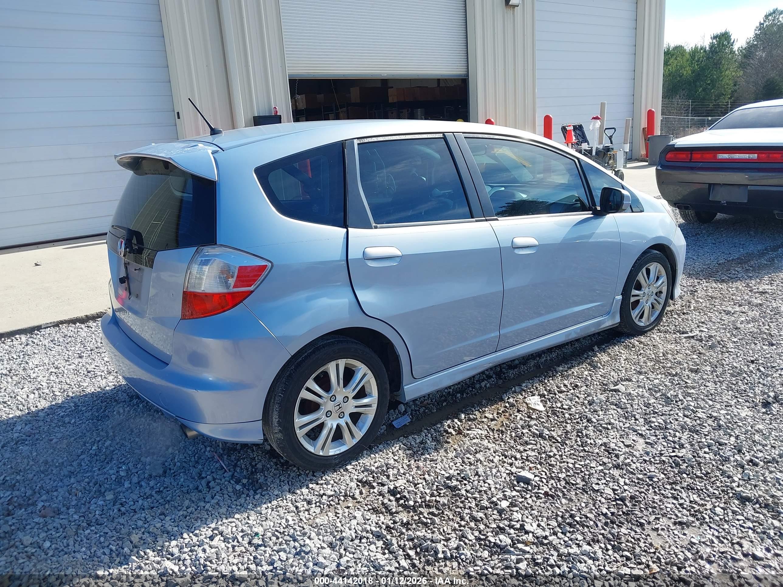 HONDA FIT image 4