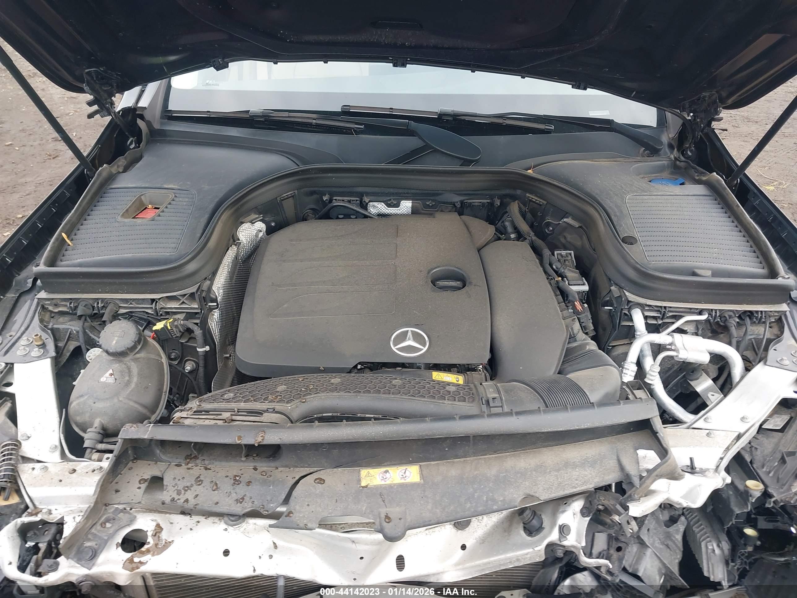 MERCEDES-BENZ GLC image 10