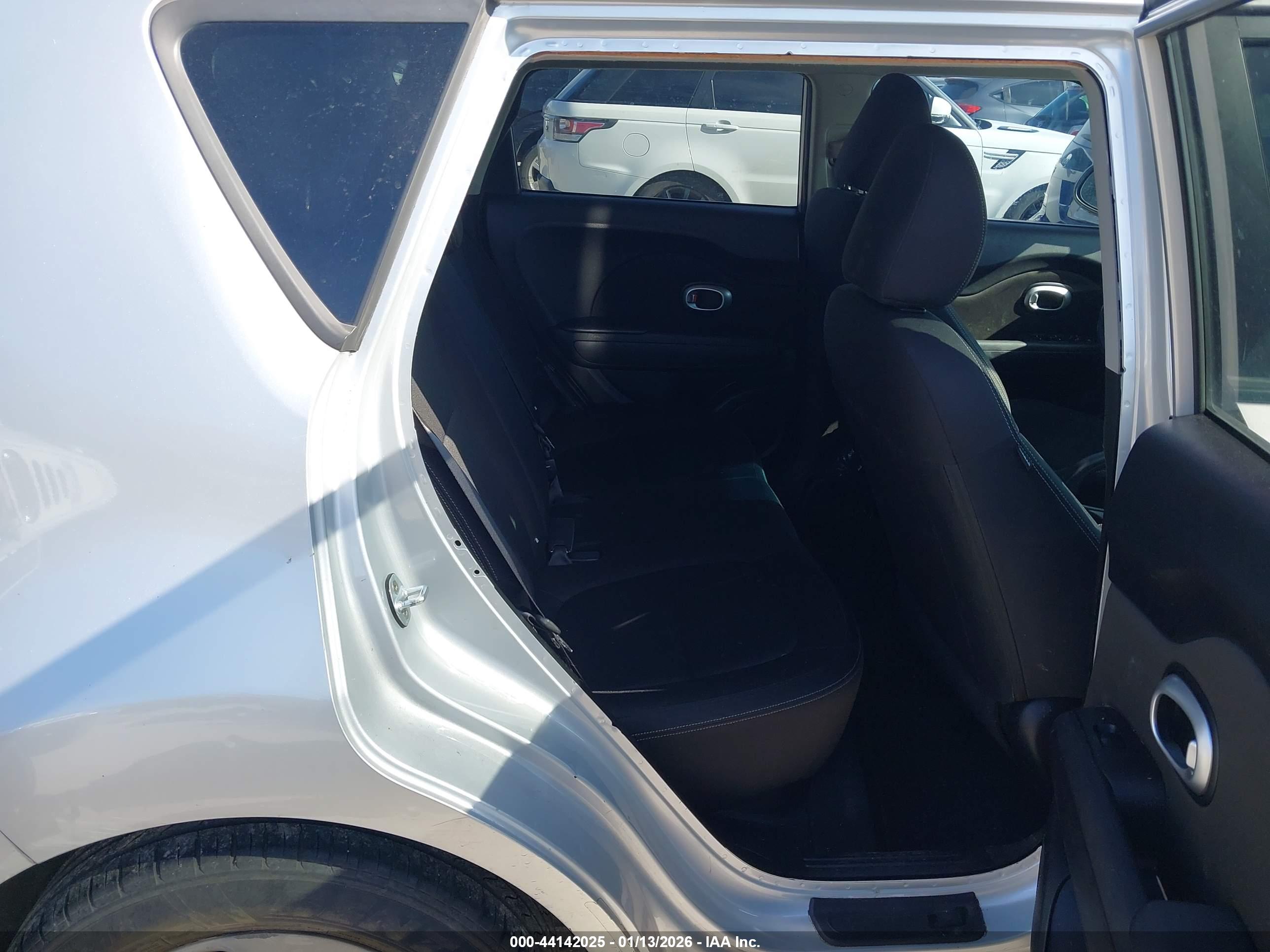 KIA SOUL image 8