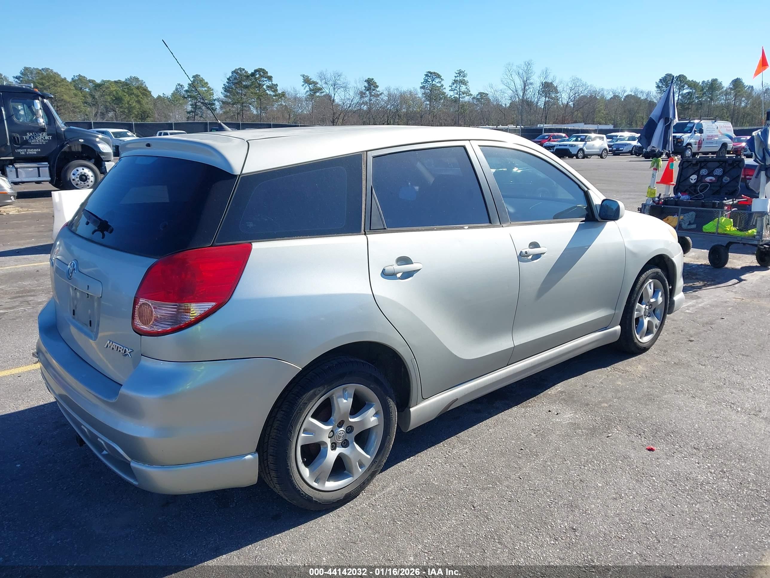 TOYOTA MATRIX image 4