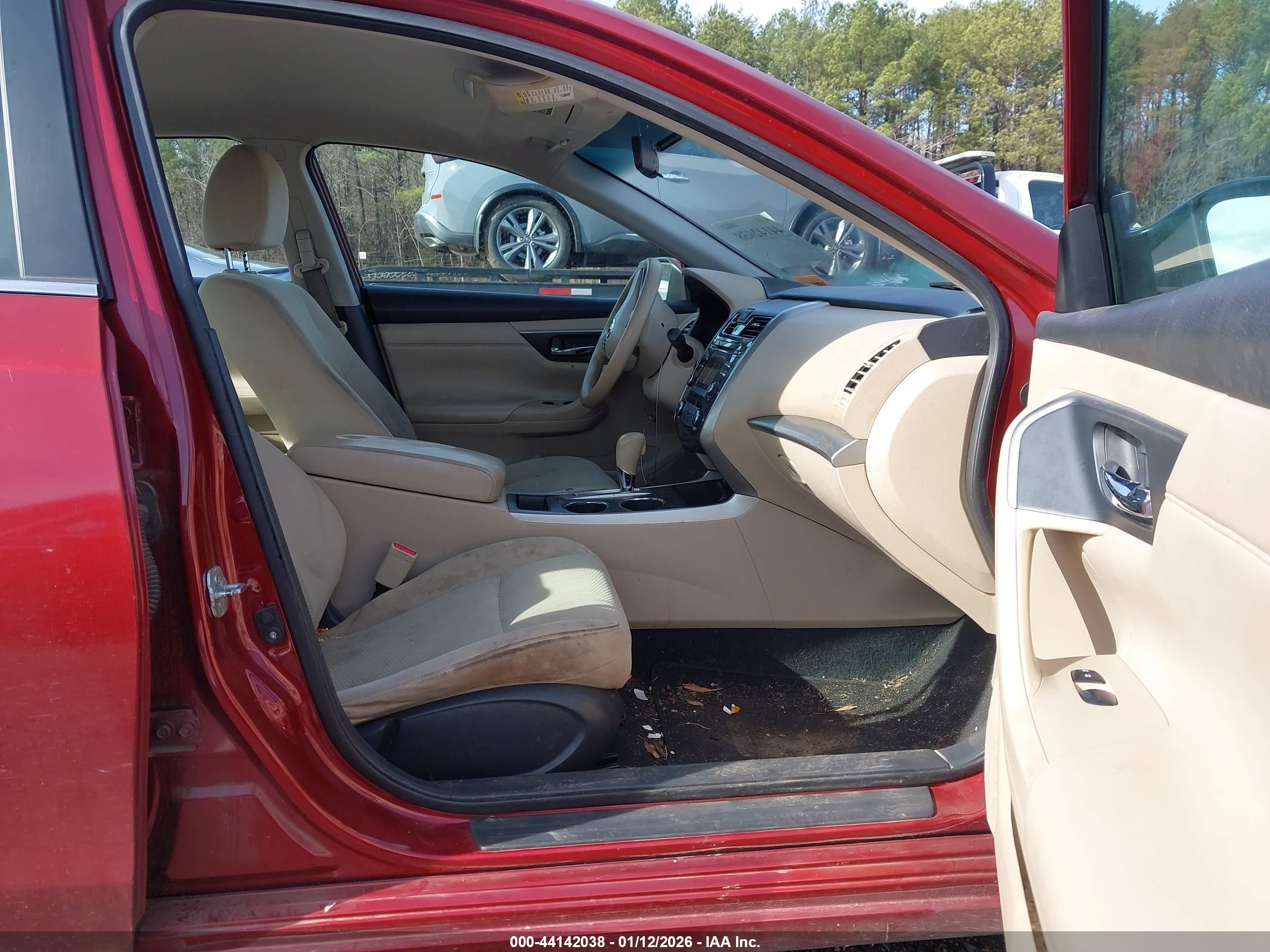 NISSAN ALTIMA image 5
