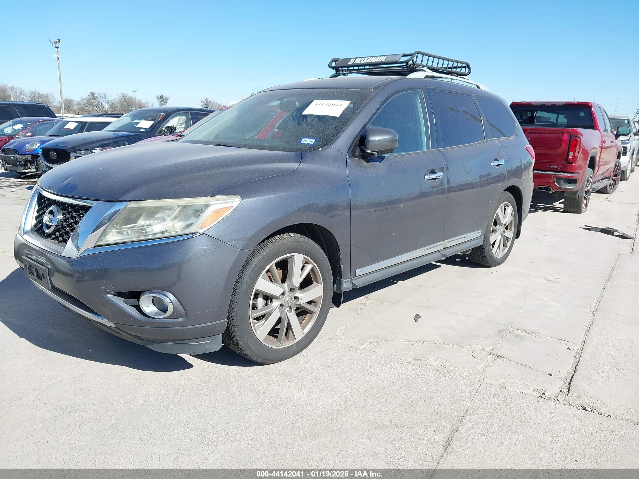NISSAN PATHFINDER image 2