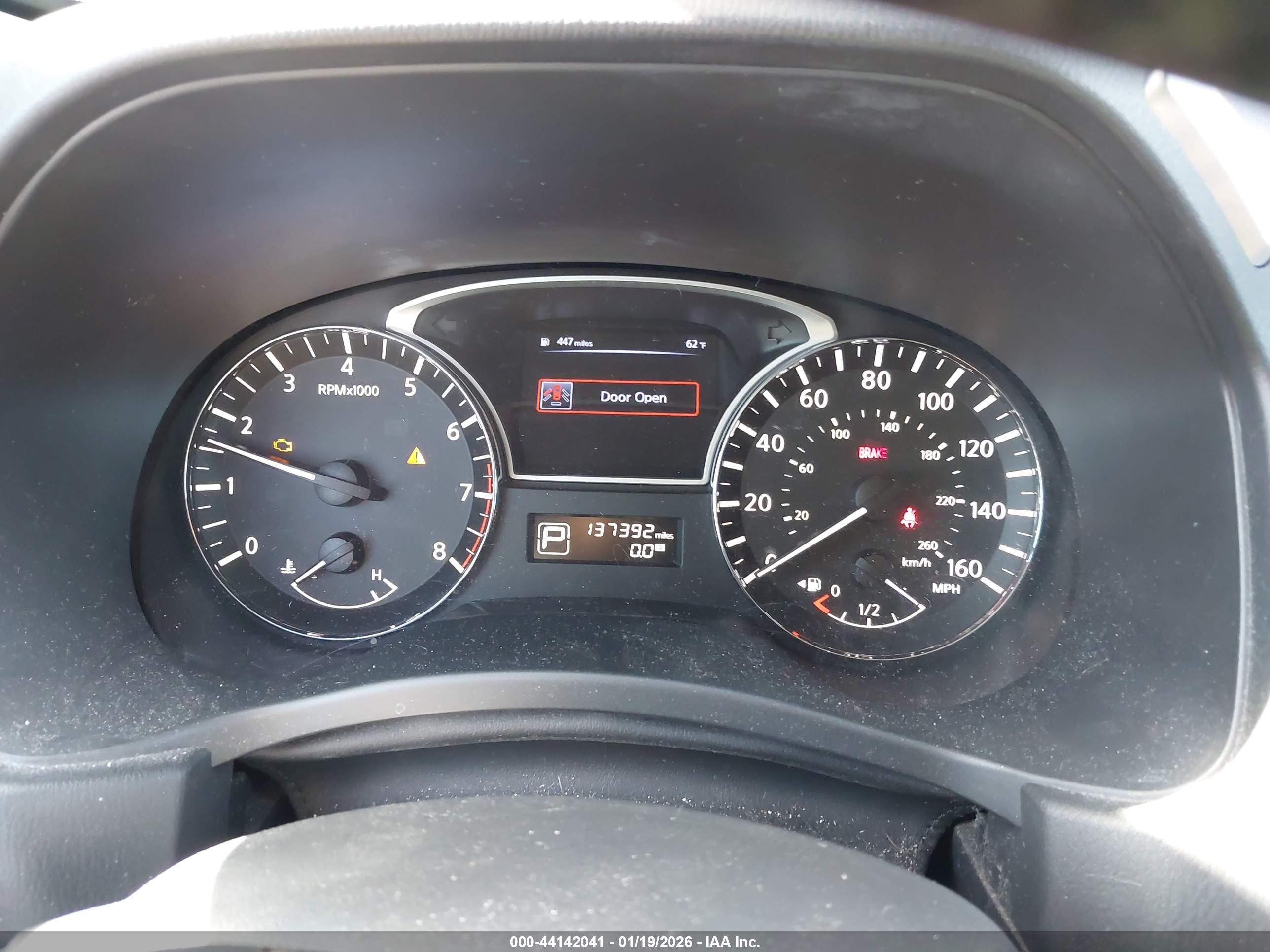 NISSAN PATHFINDER image 7