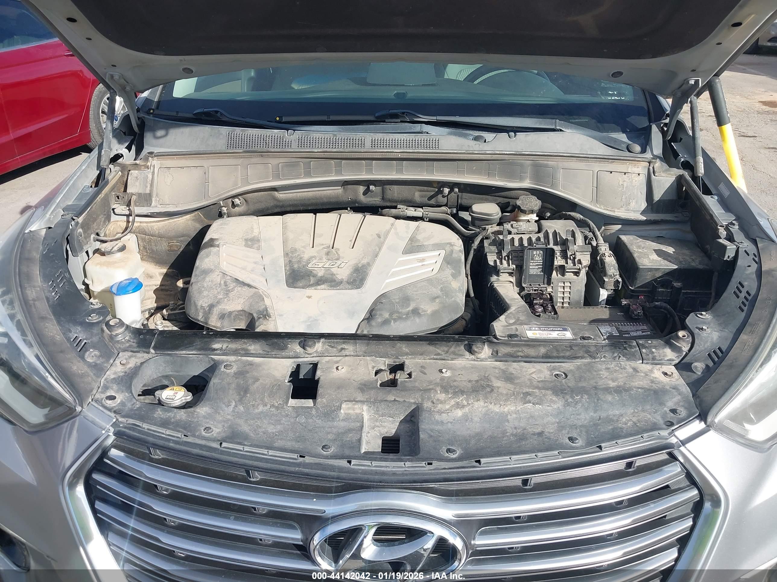HYUNDAI SANTA image 10