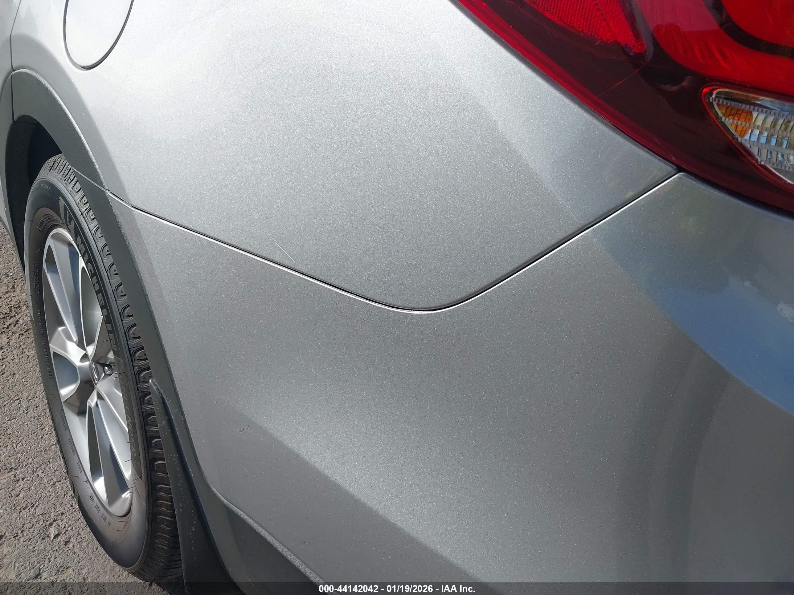 HYUNDAI SANTA image 6