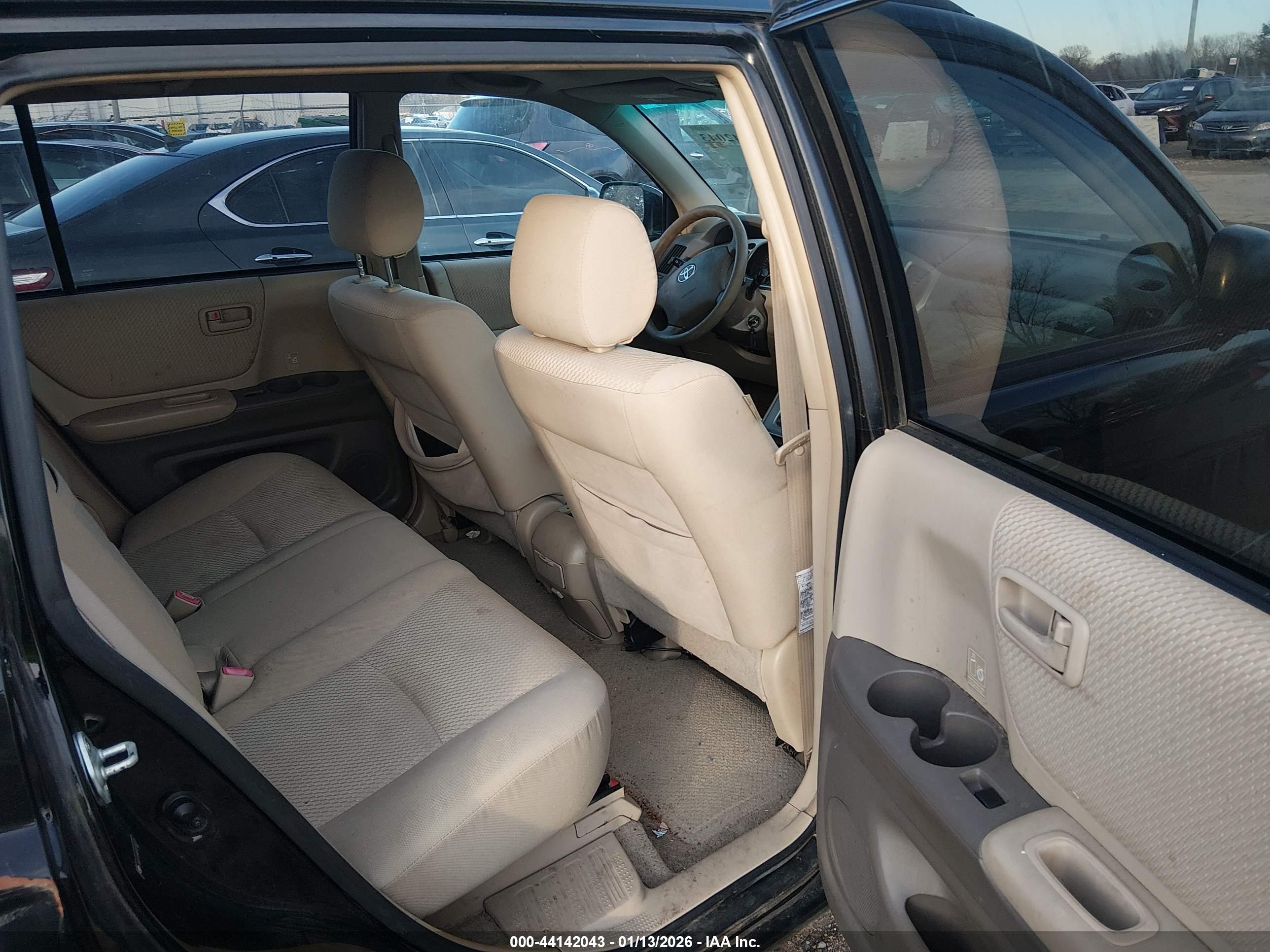 TOYOTA HIGHLANDER image 8