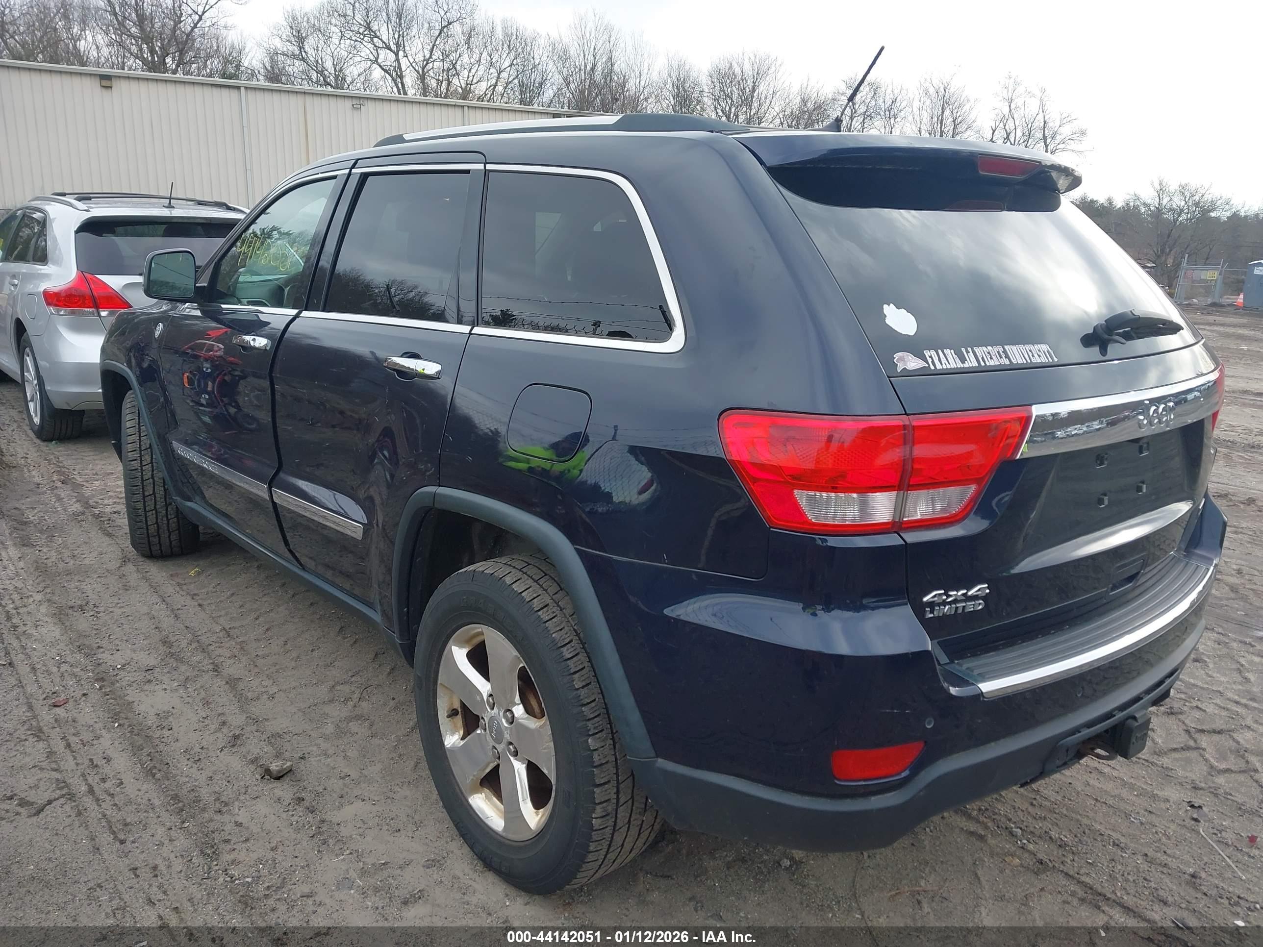 JEEP GRAND image 3