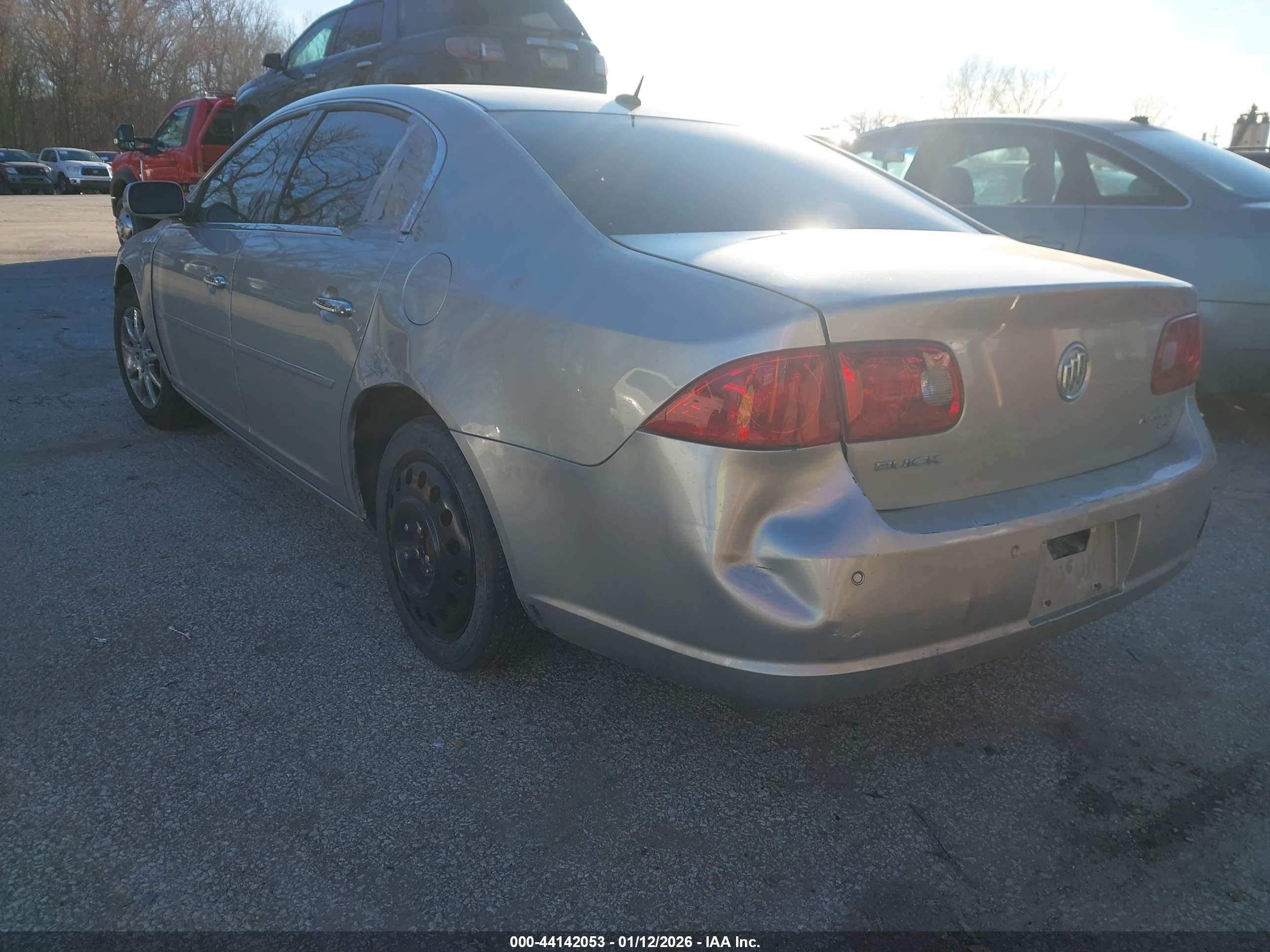 BUICK LUCERNE image 3
