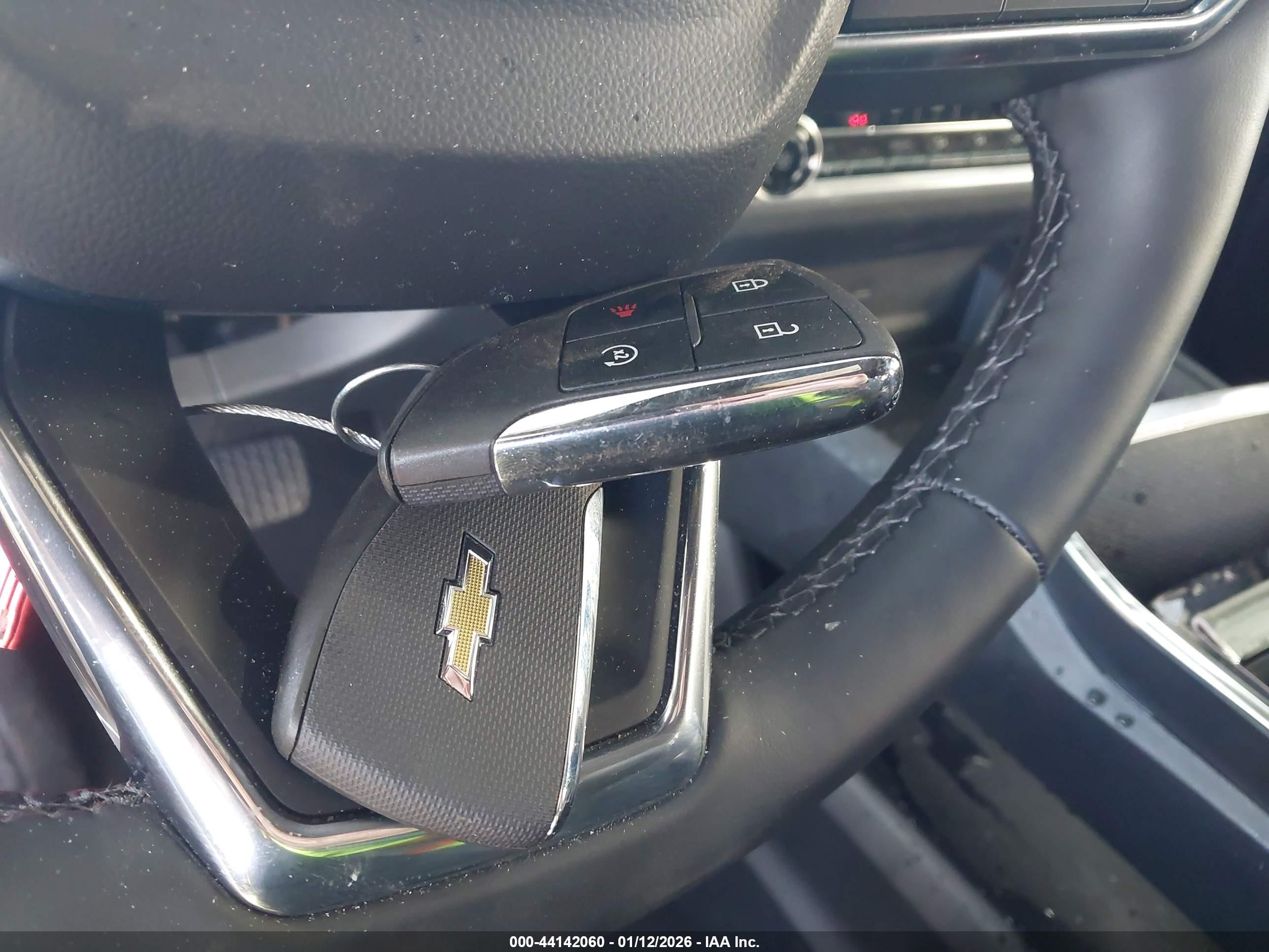CHEVROLET EQUINOX image 11