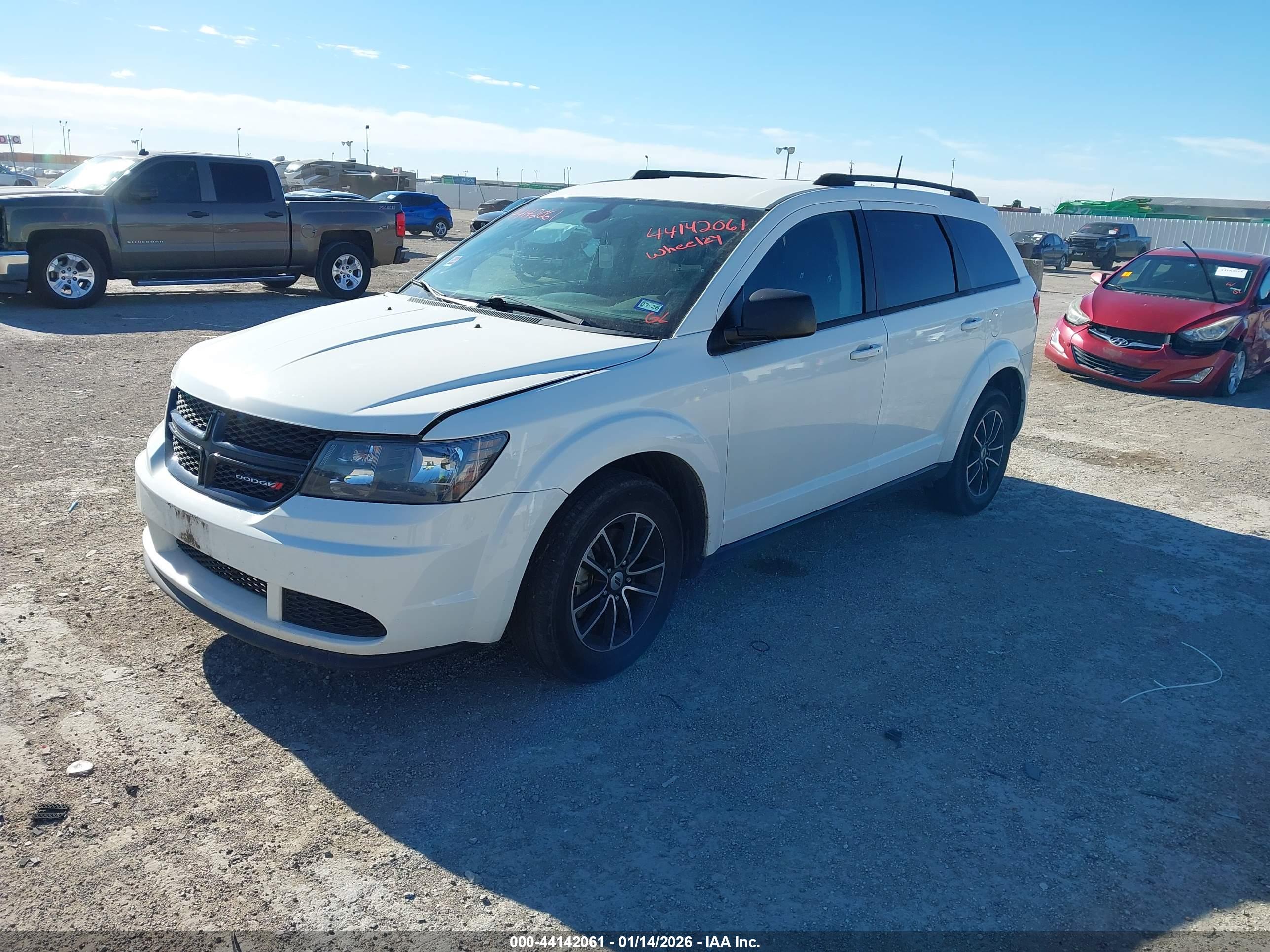 DODGE JOURNEY image 2