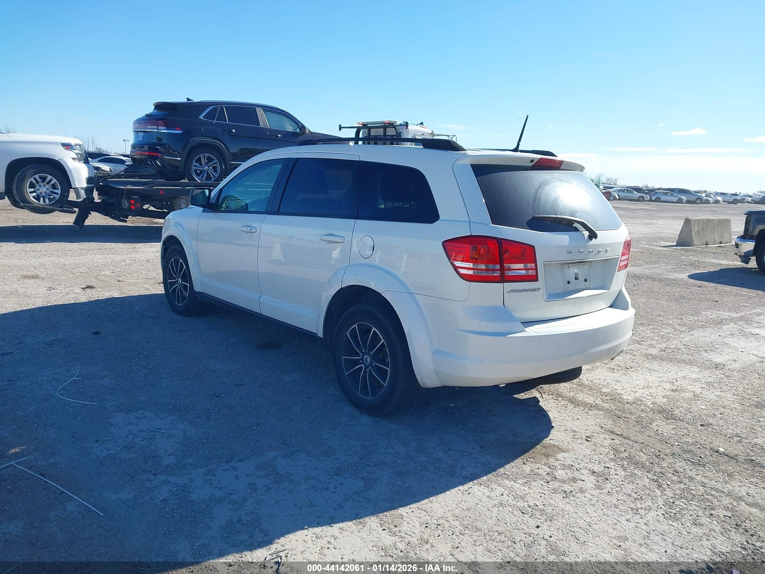 DODGE JOURNEY image 3