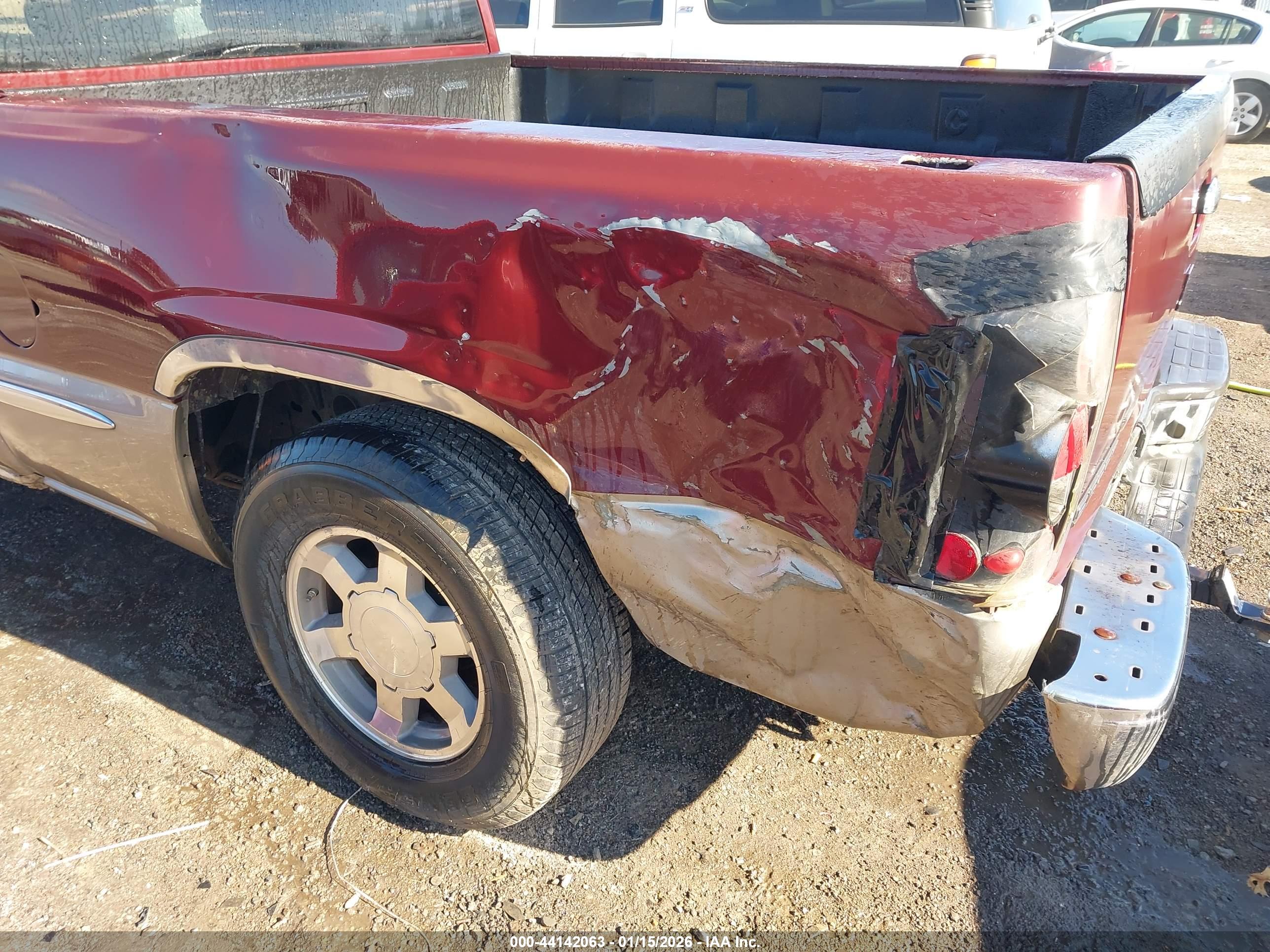 GMC SIERRA image 6