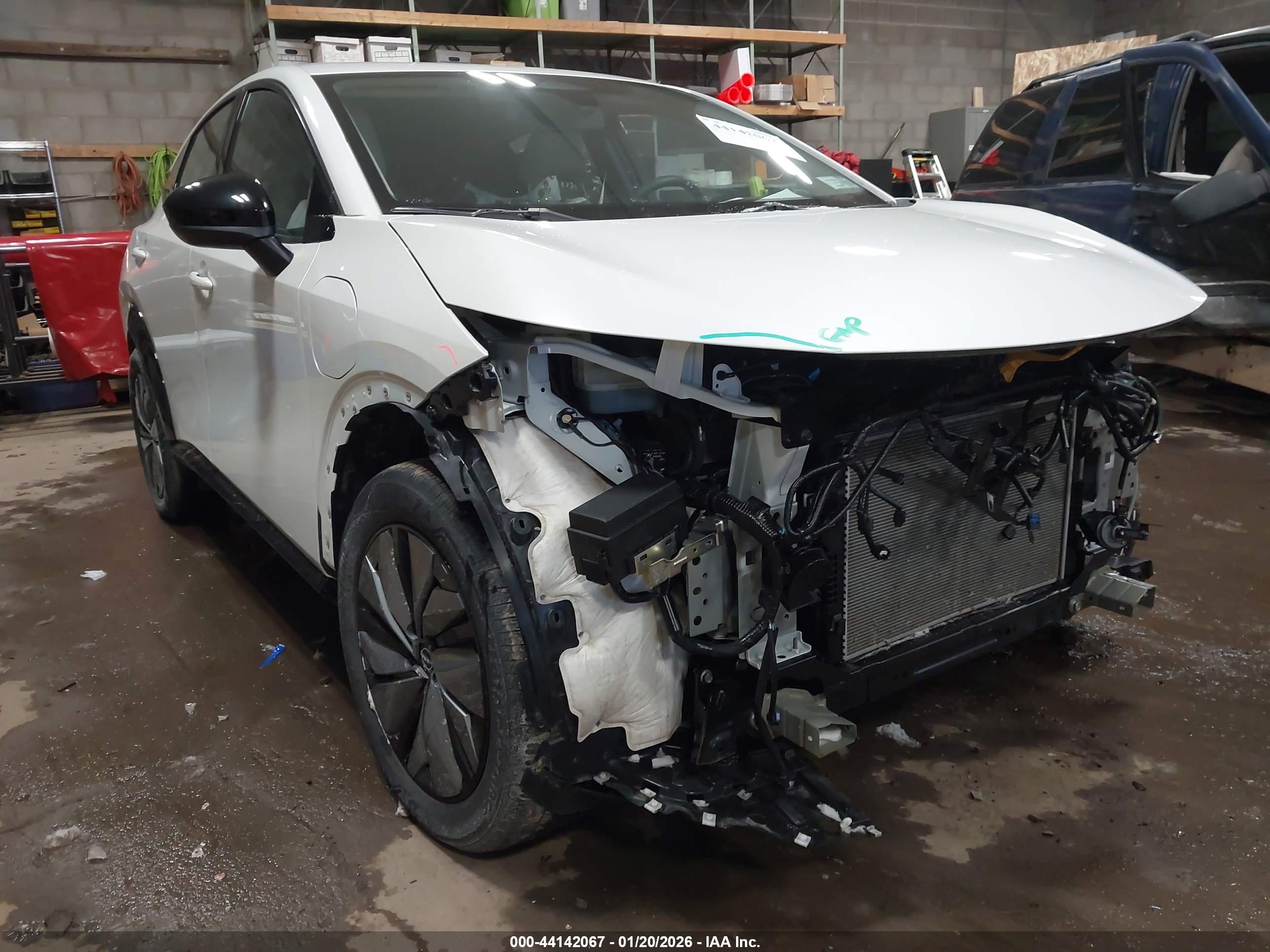 NISSAN ARIYA image 6