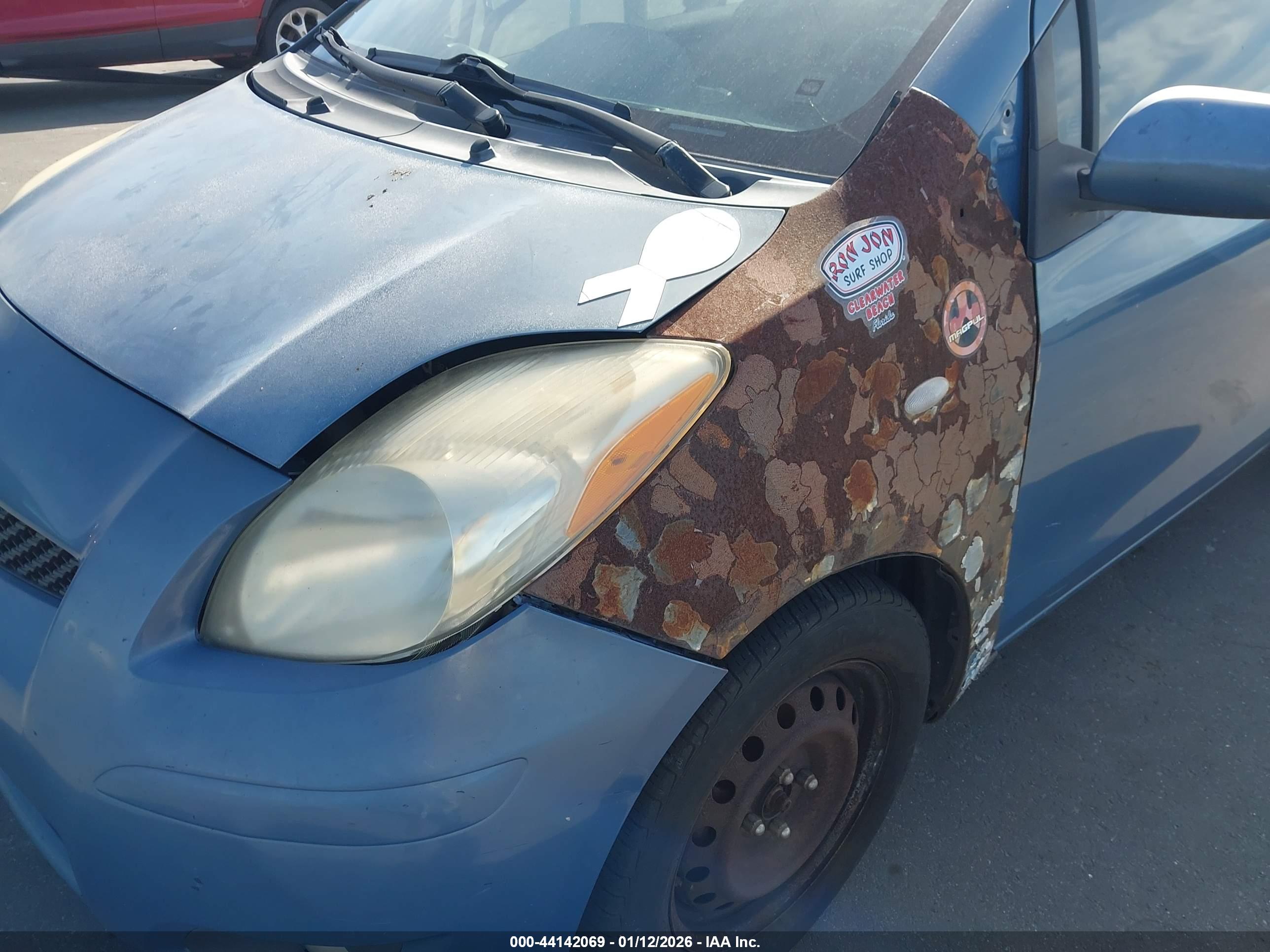 TOYOTA YARIS image 6