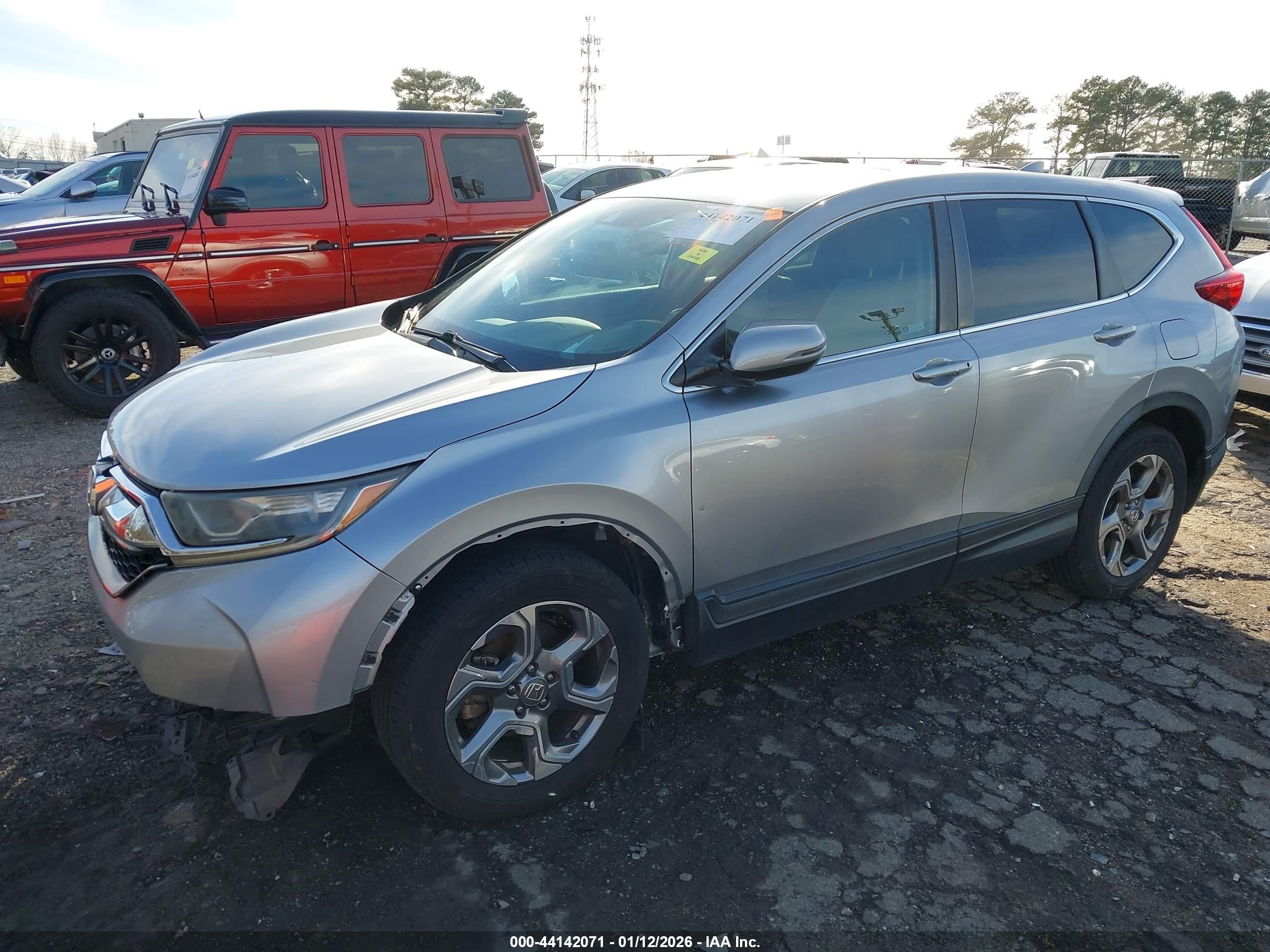 HONDA CR-V image 2