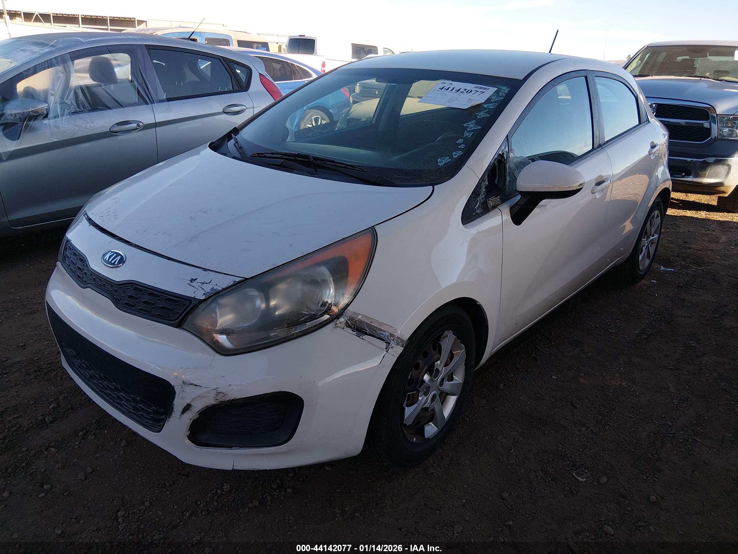 KIA RIO5 image 2