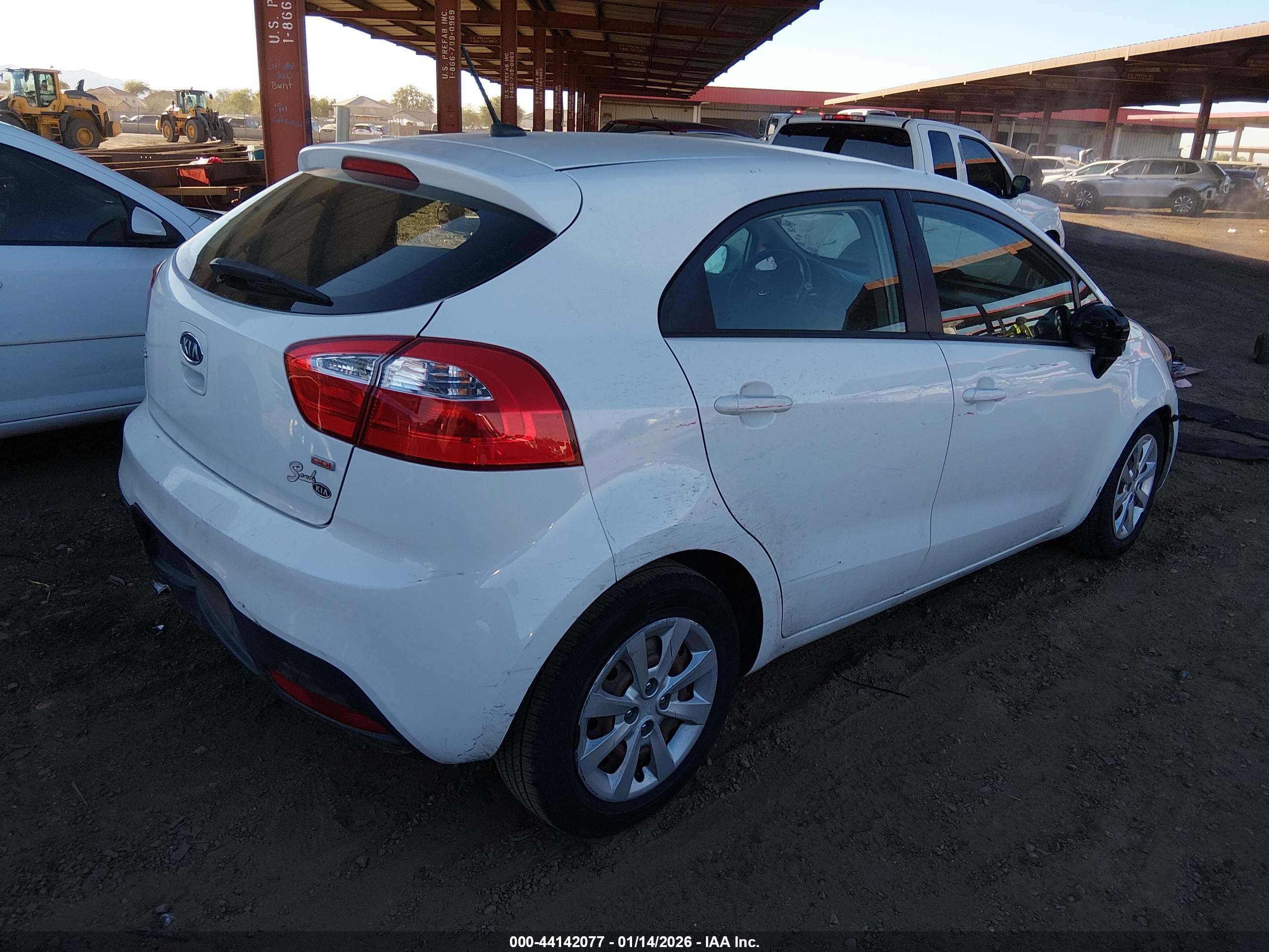 KIA RIO5 image 4