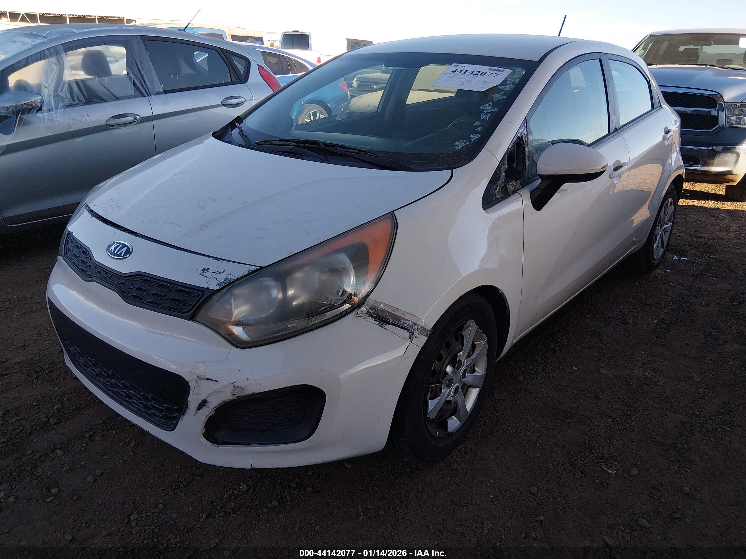 KIA RIO5 image 6