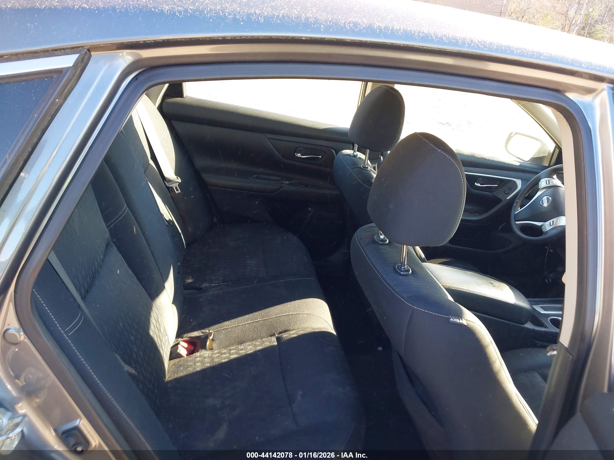 NISSAN ALTIMA image 8