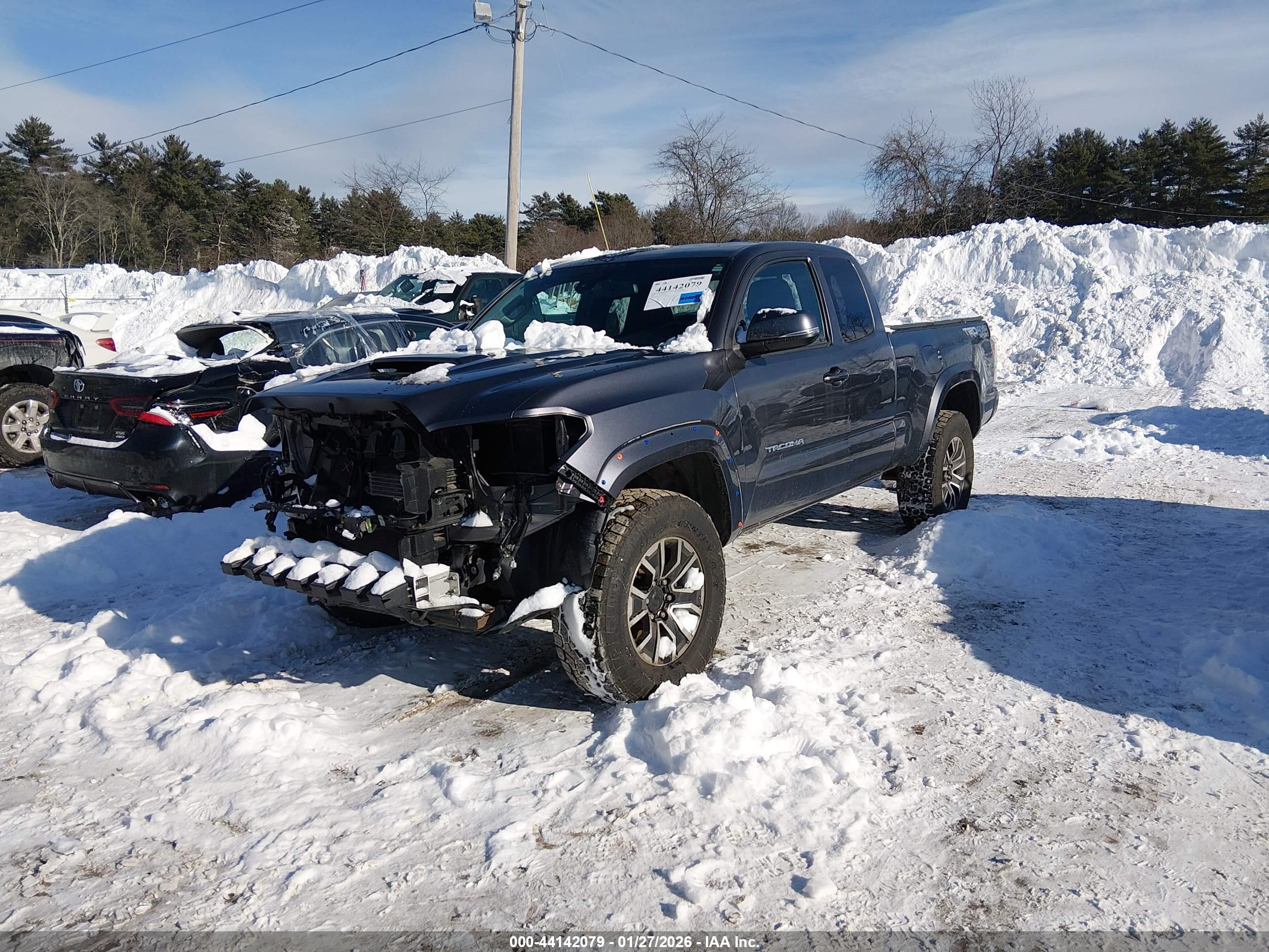 TOYOTA TACOMA image 2