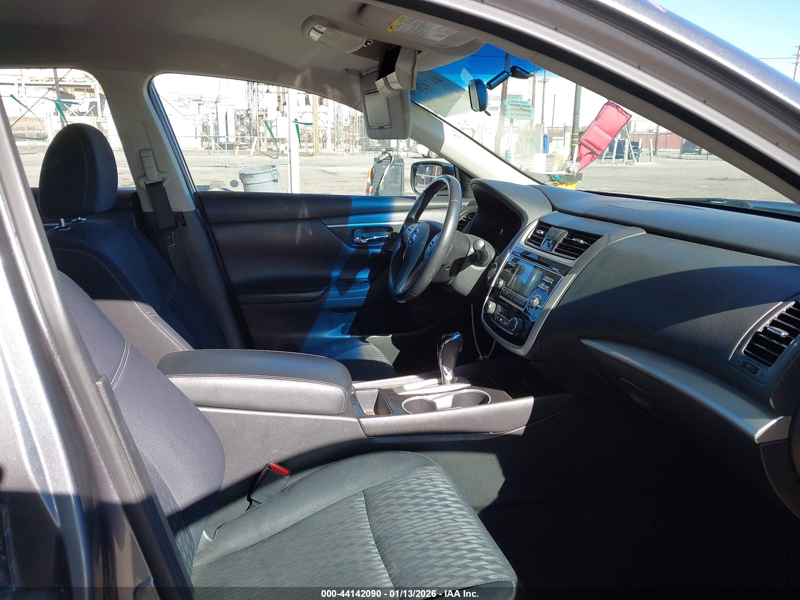 NISSAN ALTIMA image 5