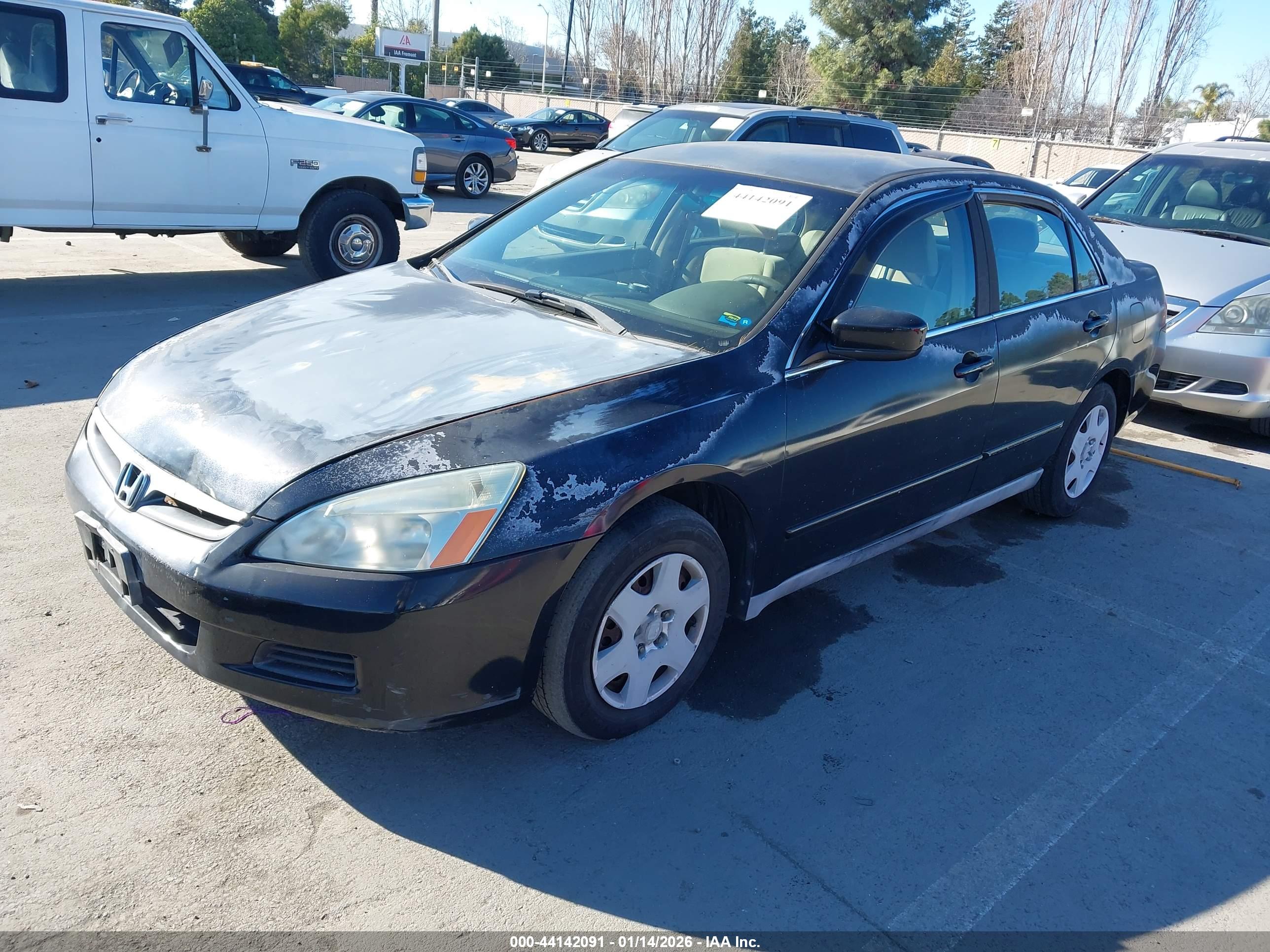 HONDA ACCORD image 2