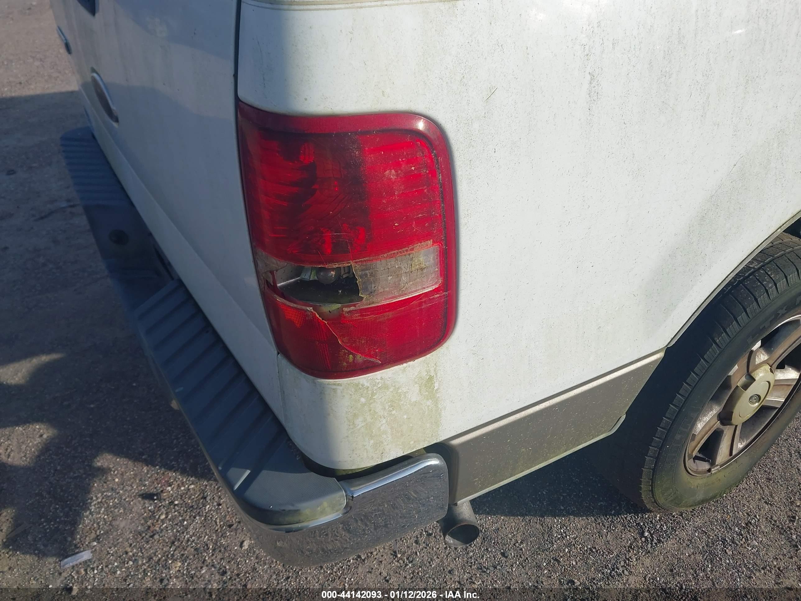 FORD F-150 image 6