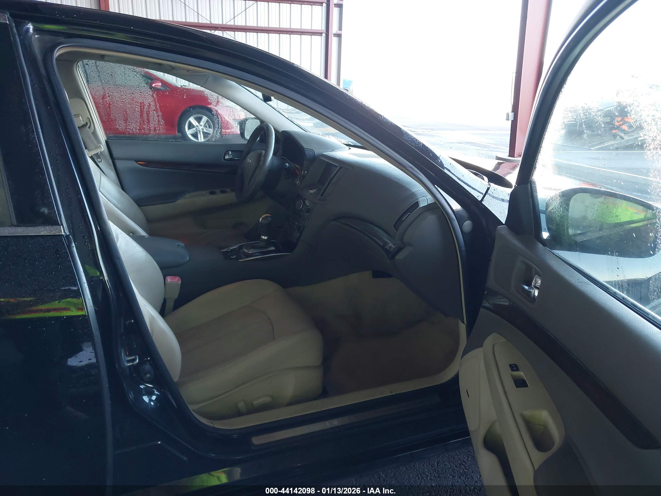 INFINITI G37X image 5