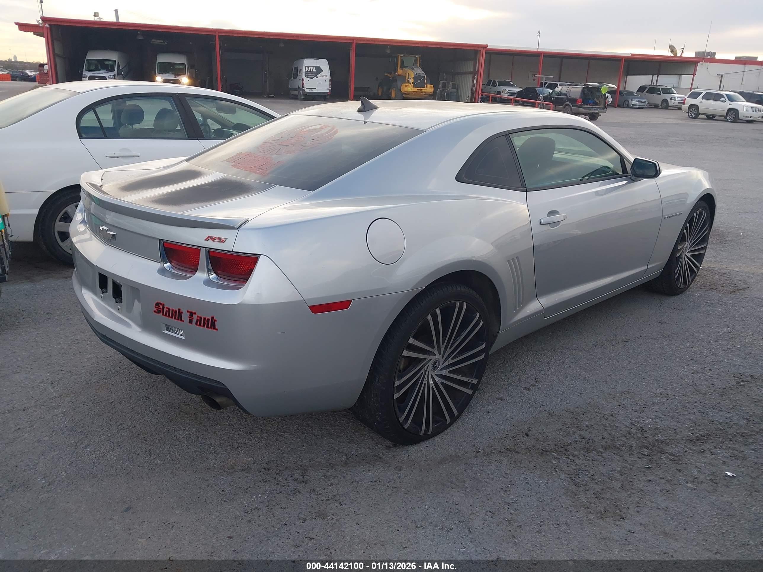 CHEVROLET CAMARO image 4