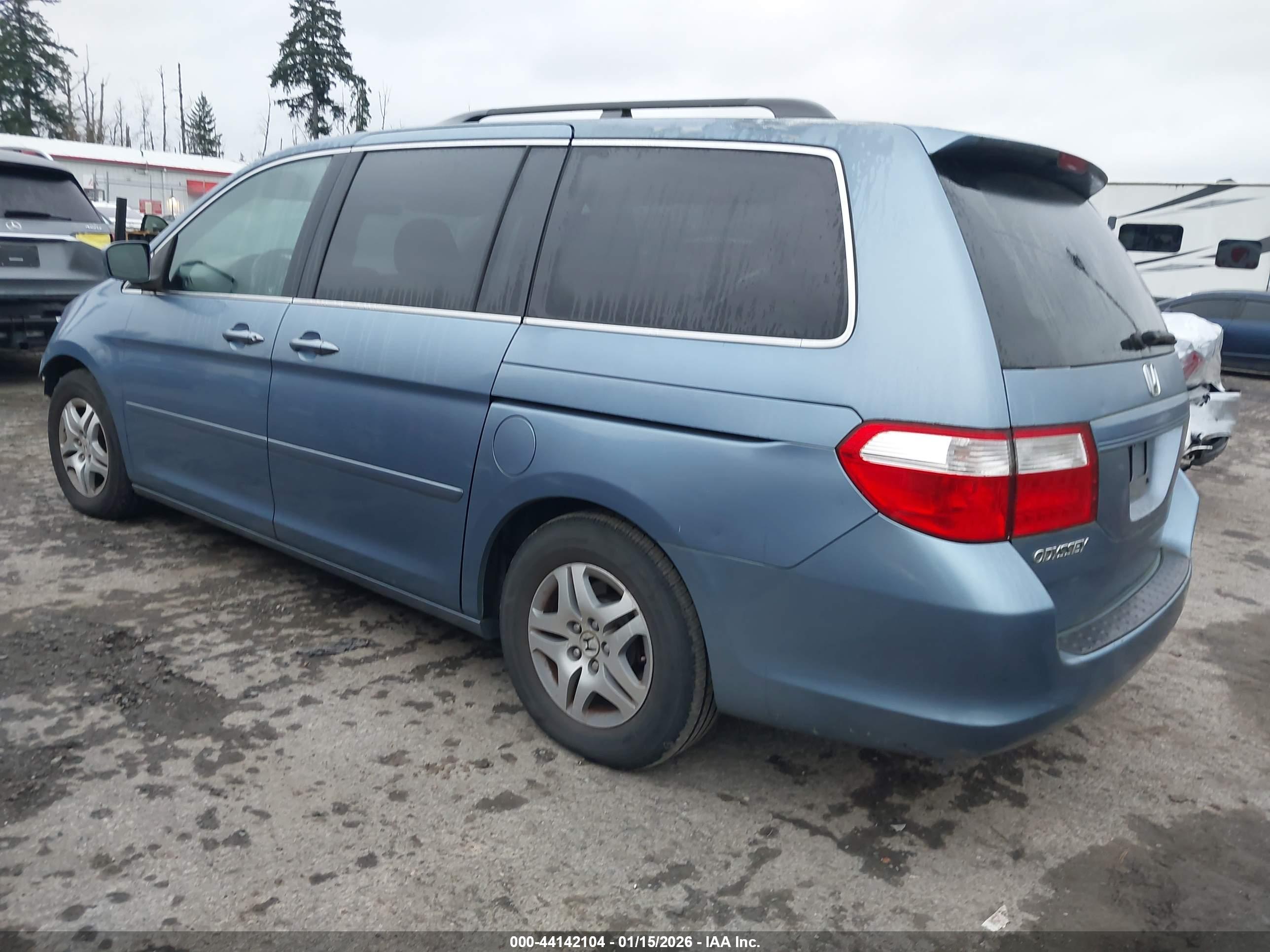HONDA ODYSSEY image 3
