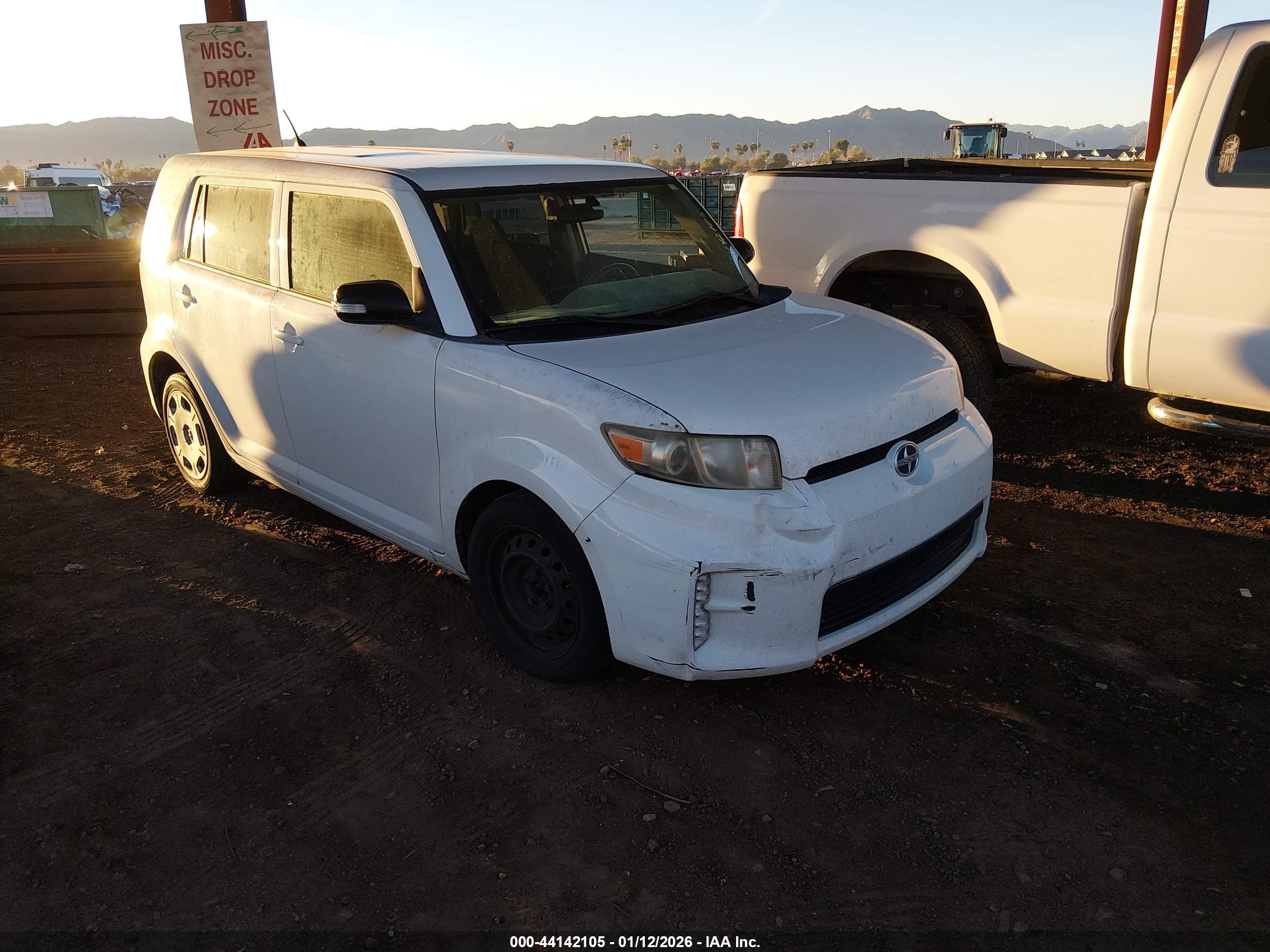 SCION XB image 6