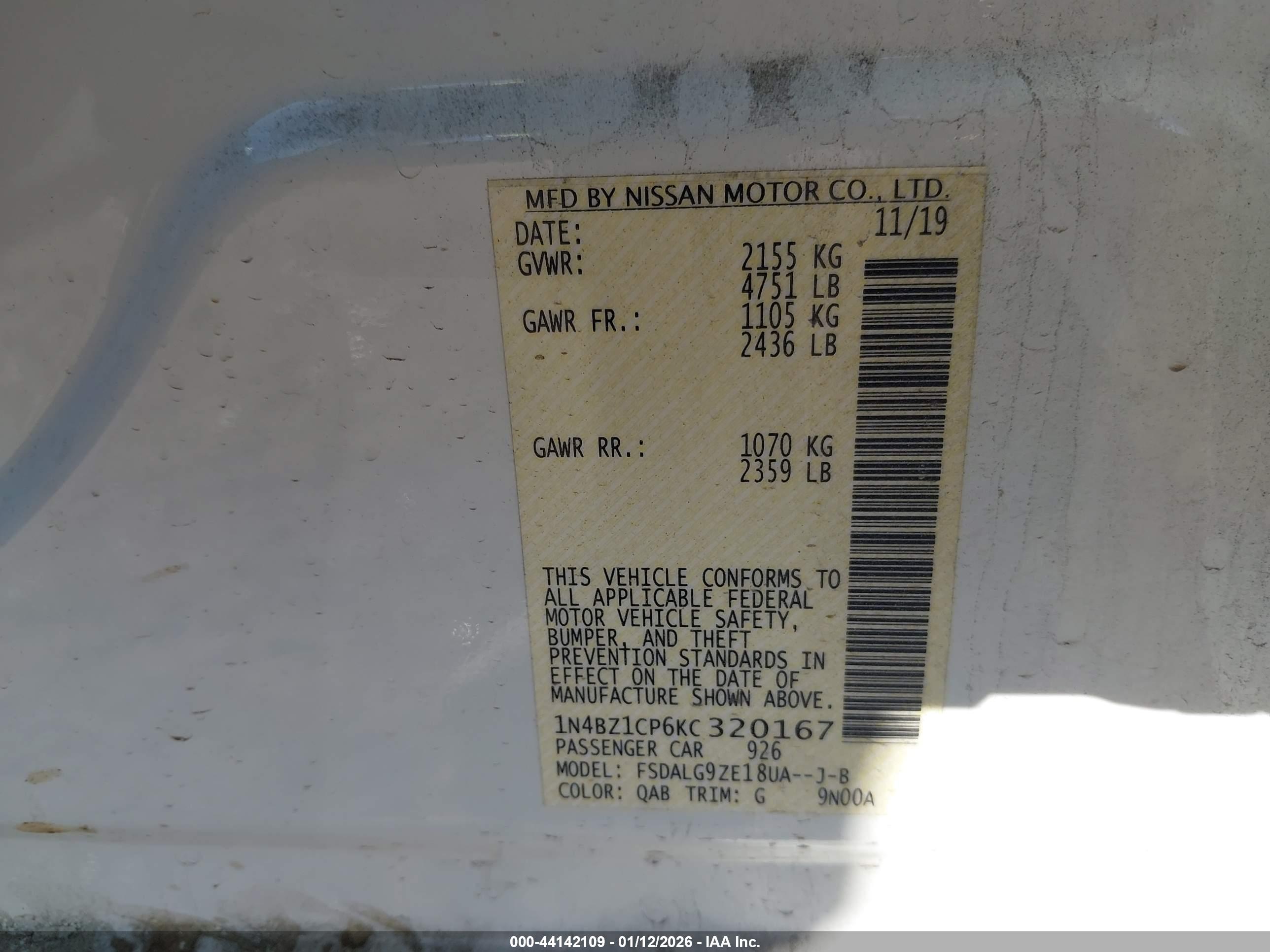 NISSAN LEAF image 9