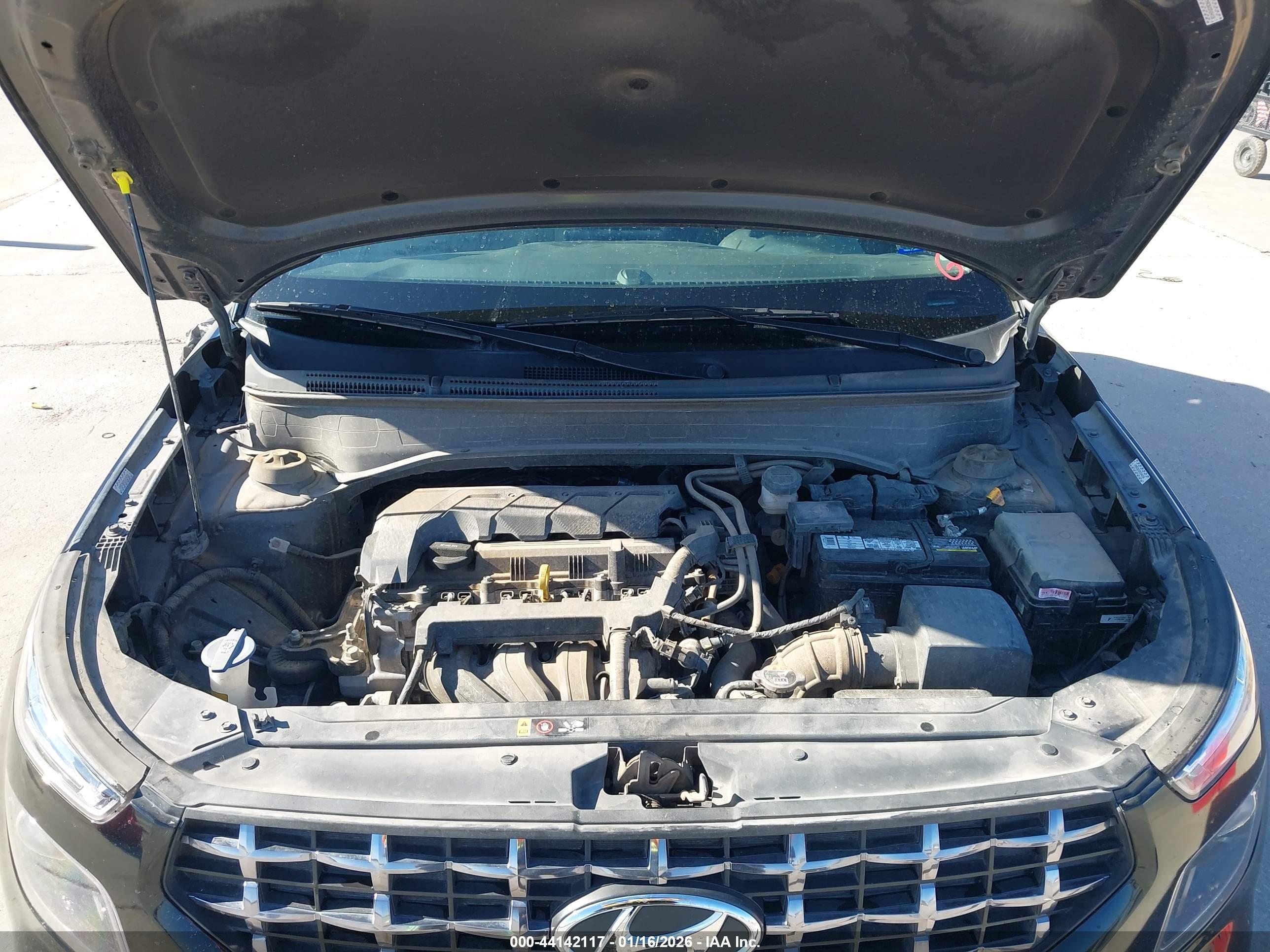 HYUNDAI VENUE image 10