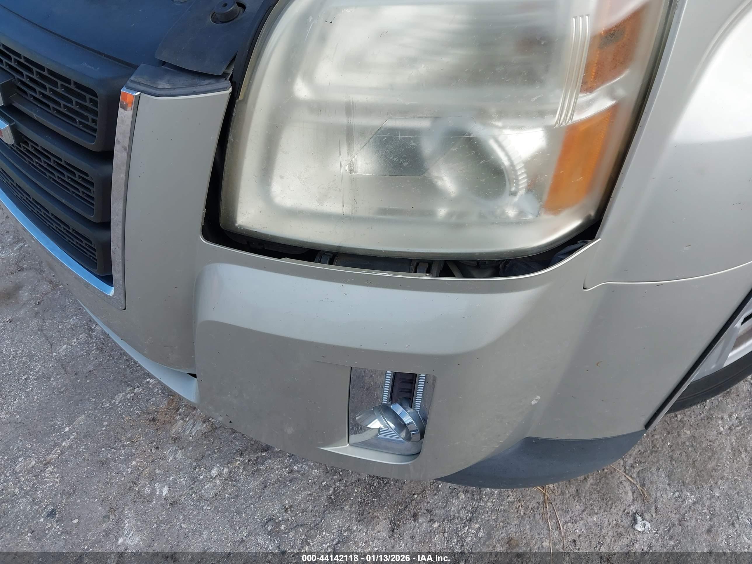GMC TERRAIN image 6
