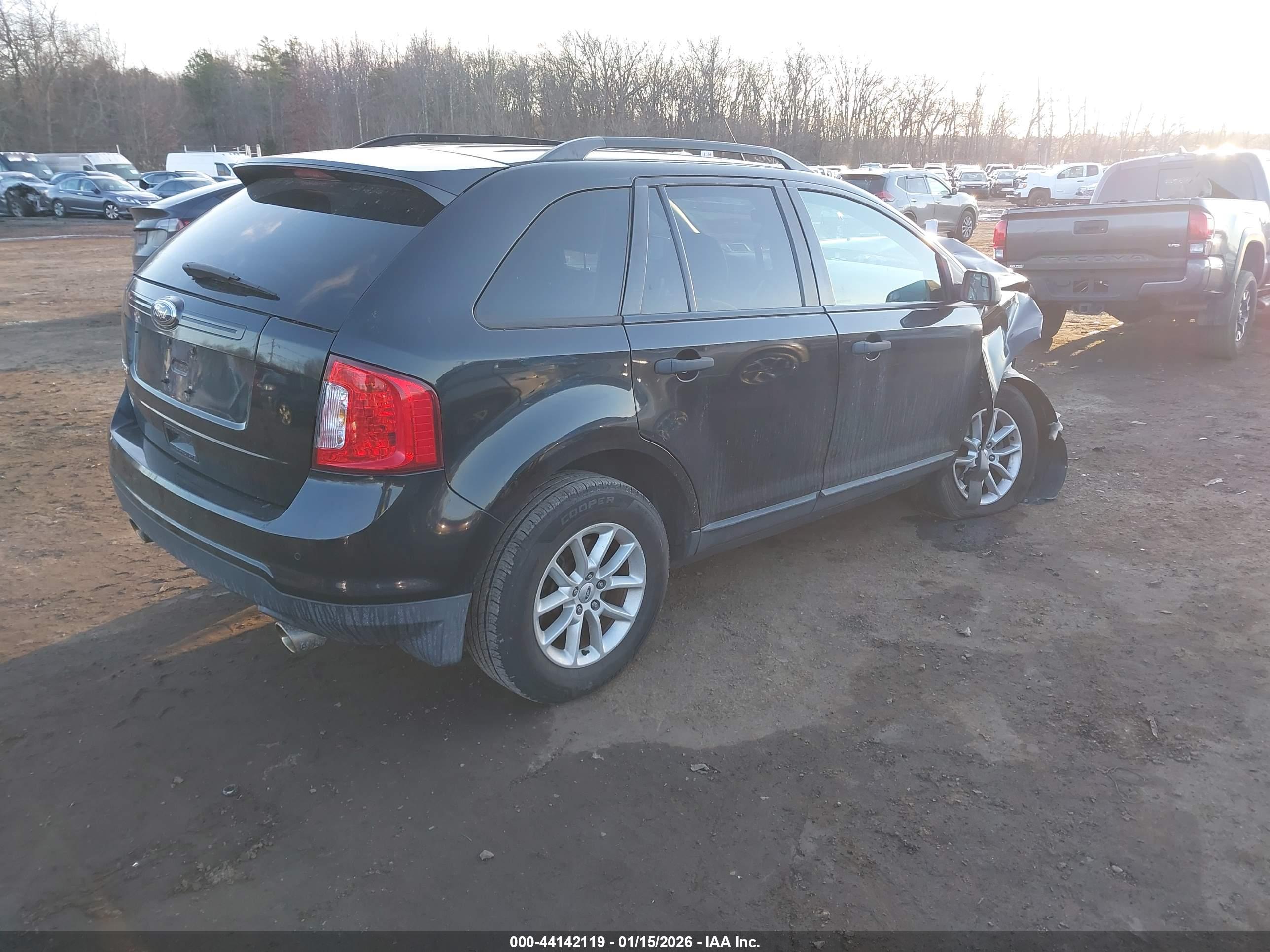 FORD EDGE image 4