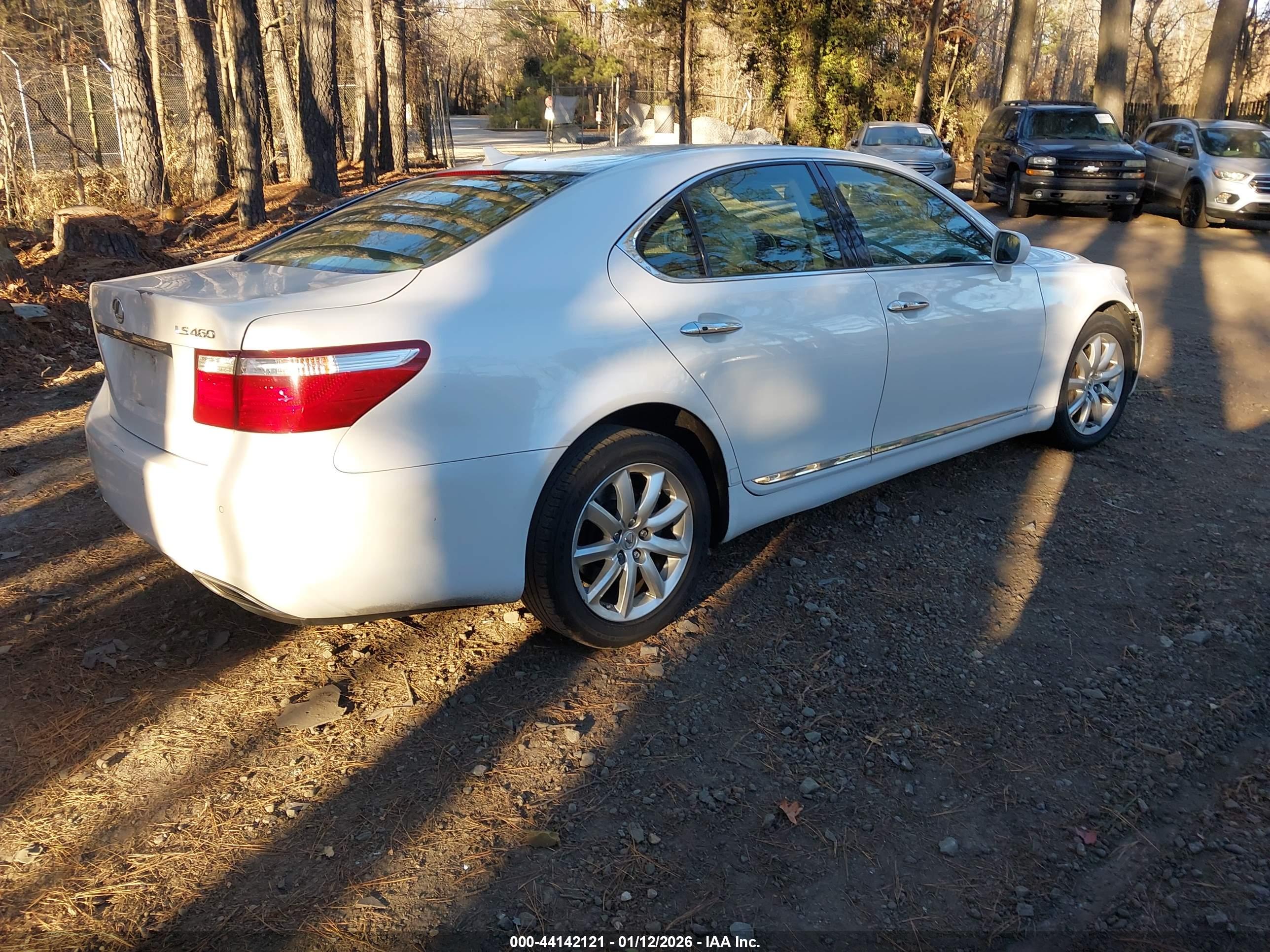 LEXUS LS image 4