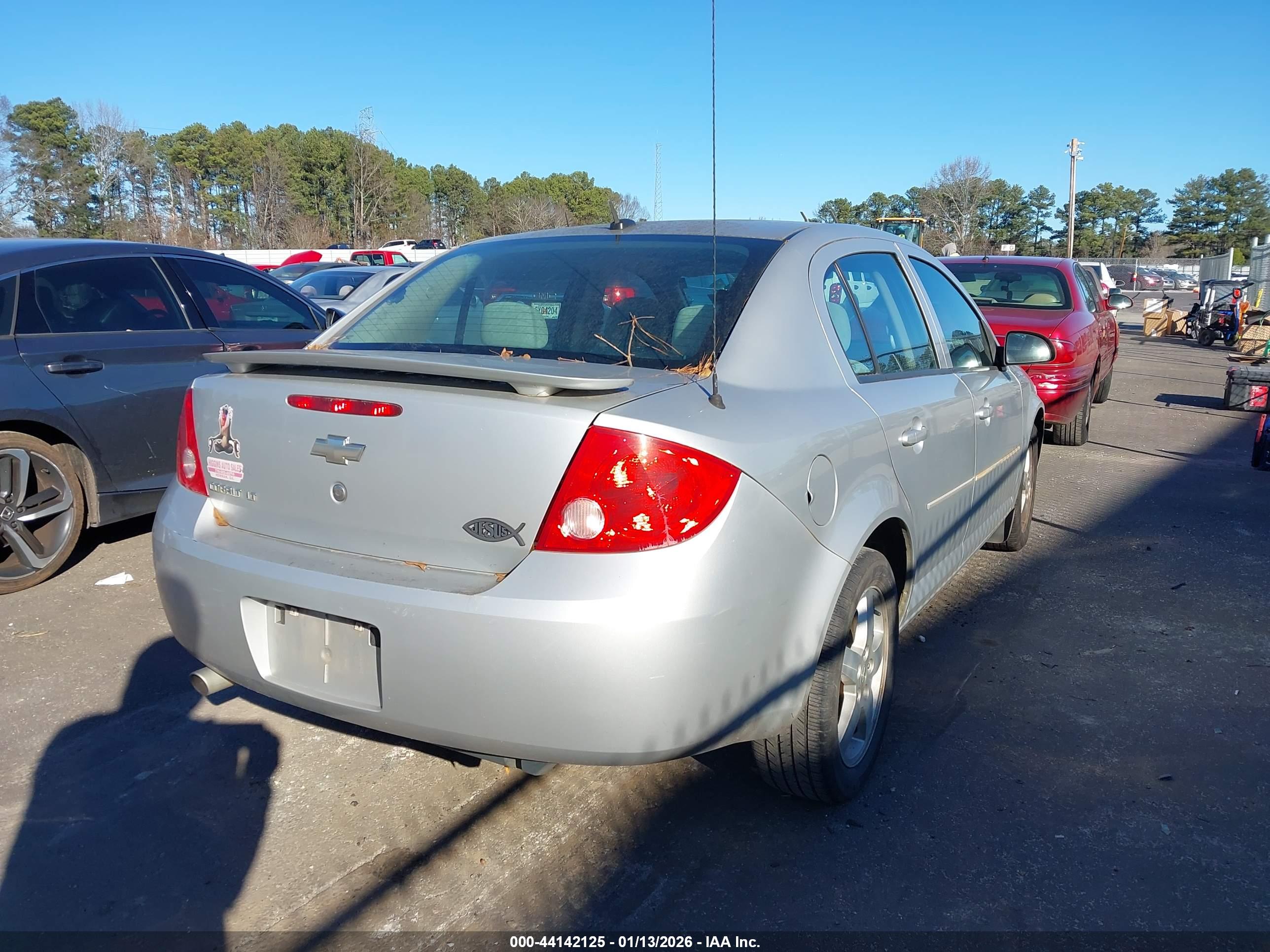 CHEVROLET COBALT image 4