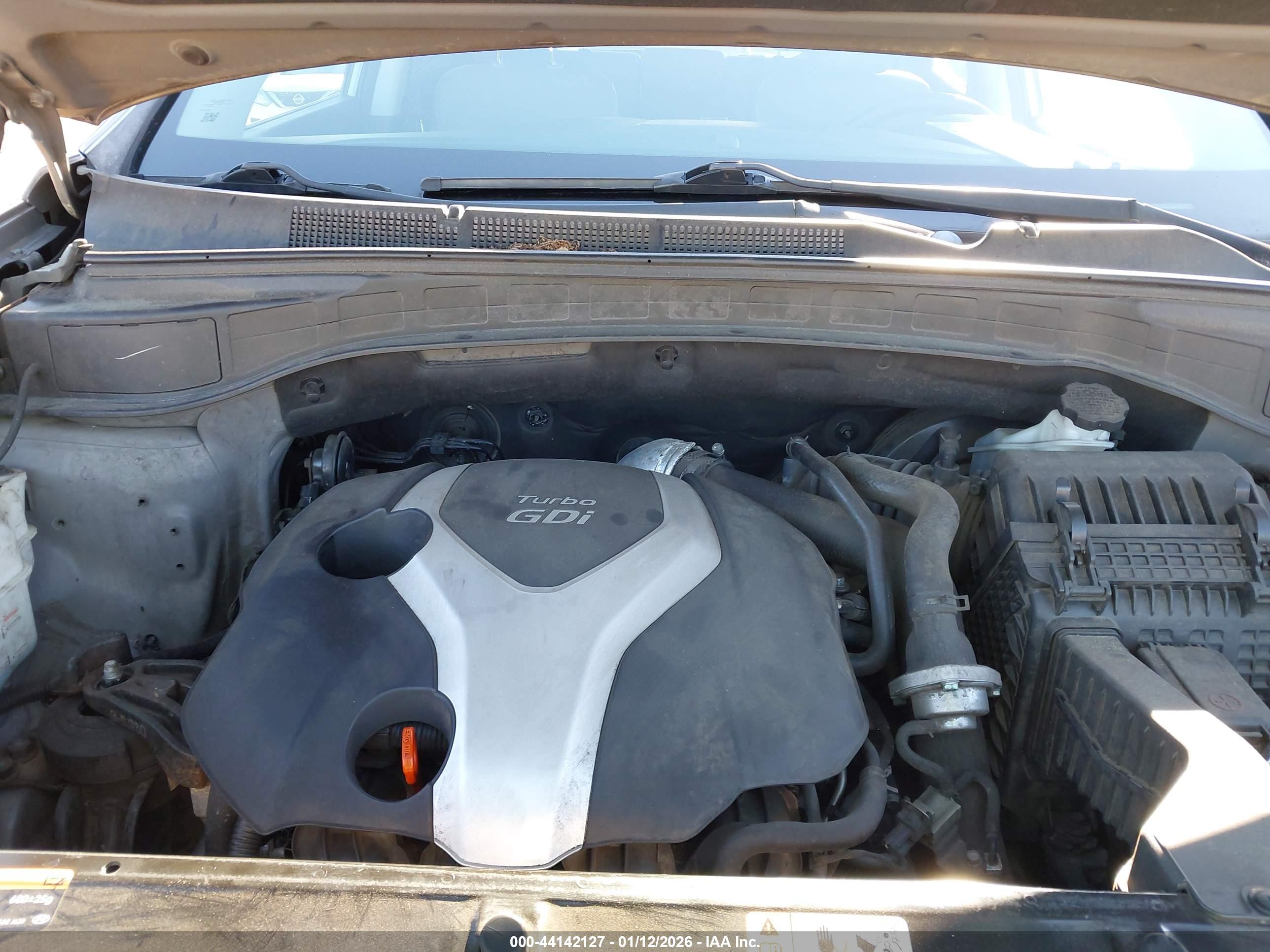 HYUNDAI SANTA image 10