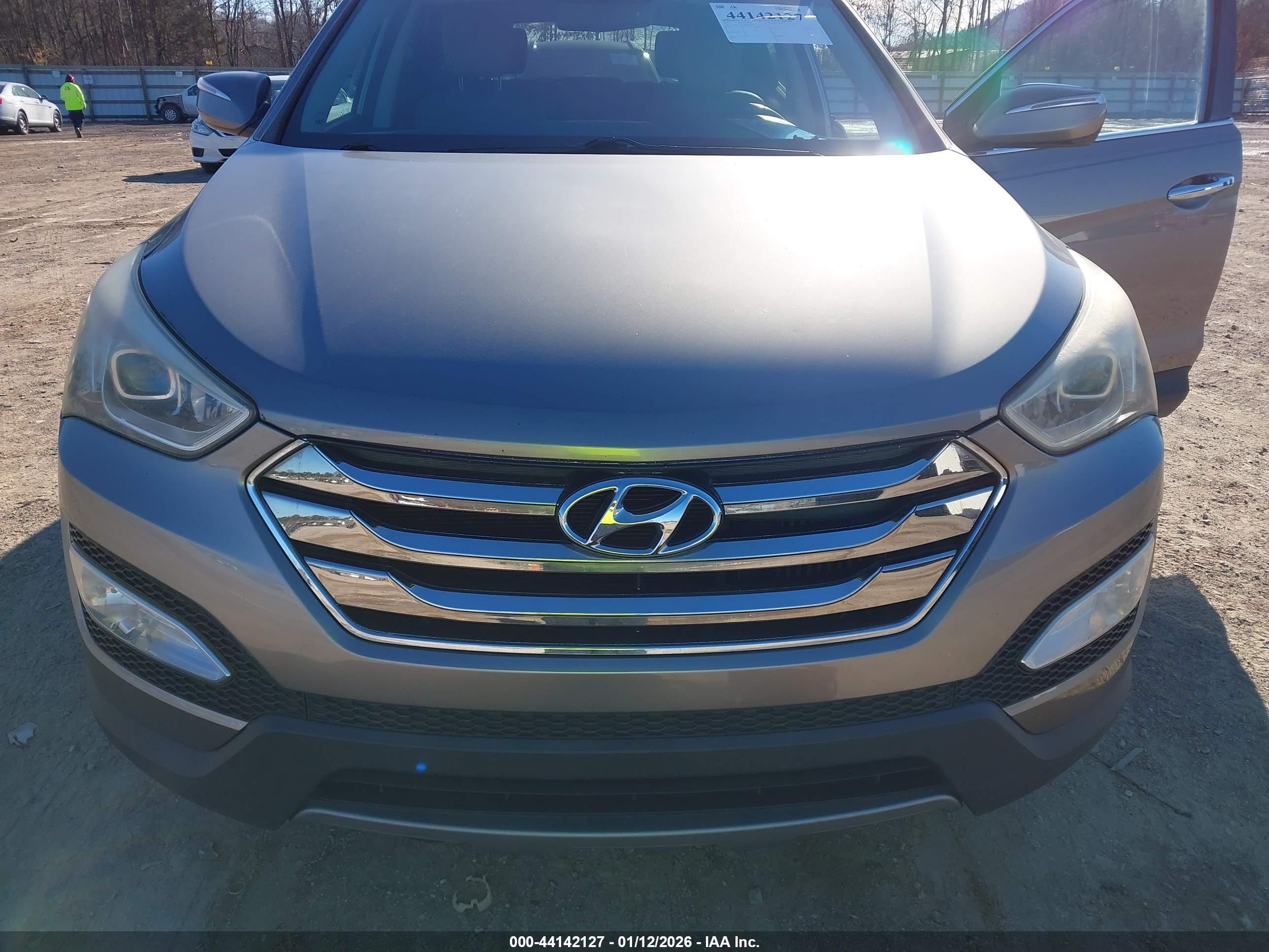 HYUNDAI SANTA image 6