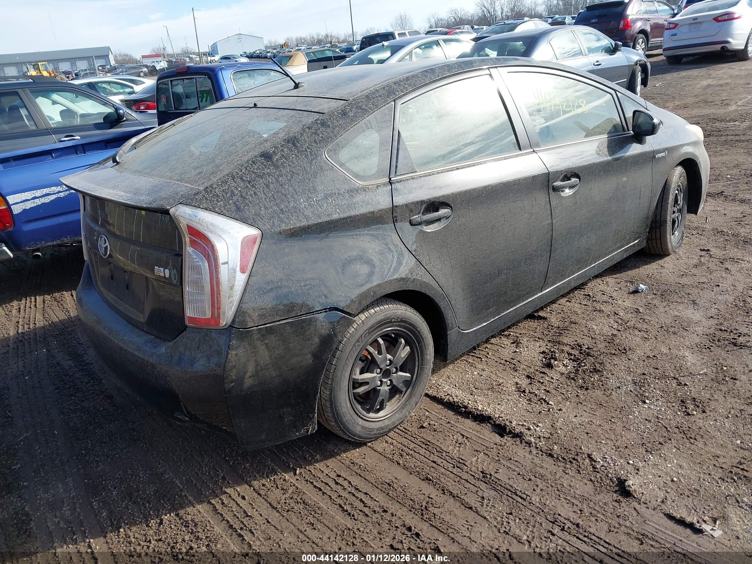 TOYOTA PRIUS image 4