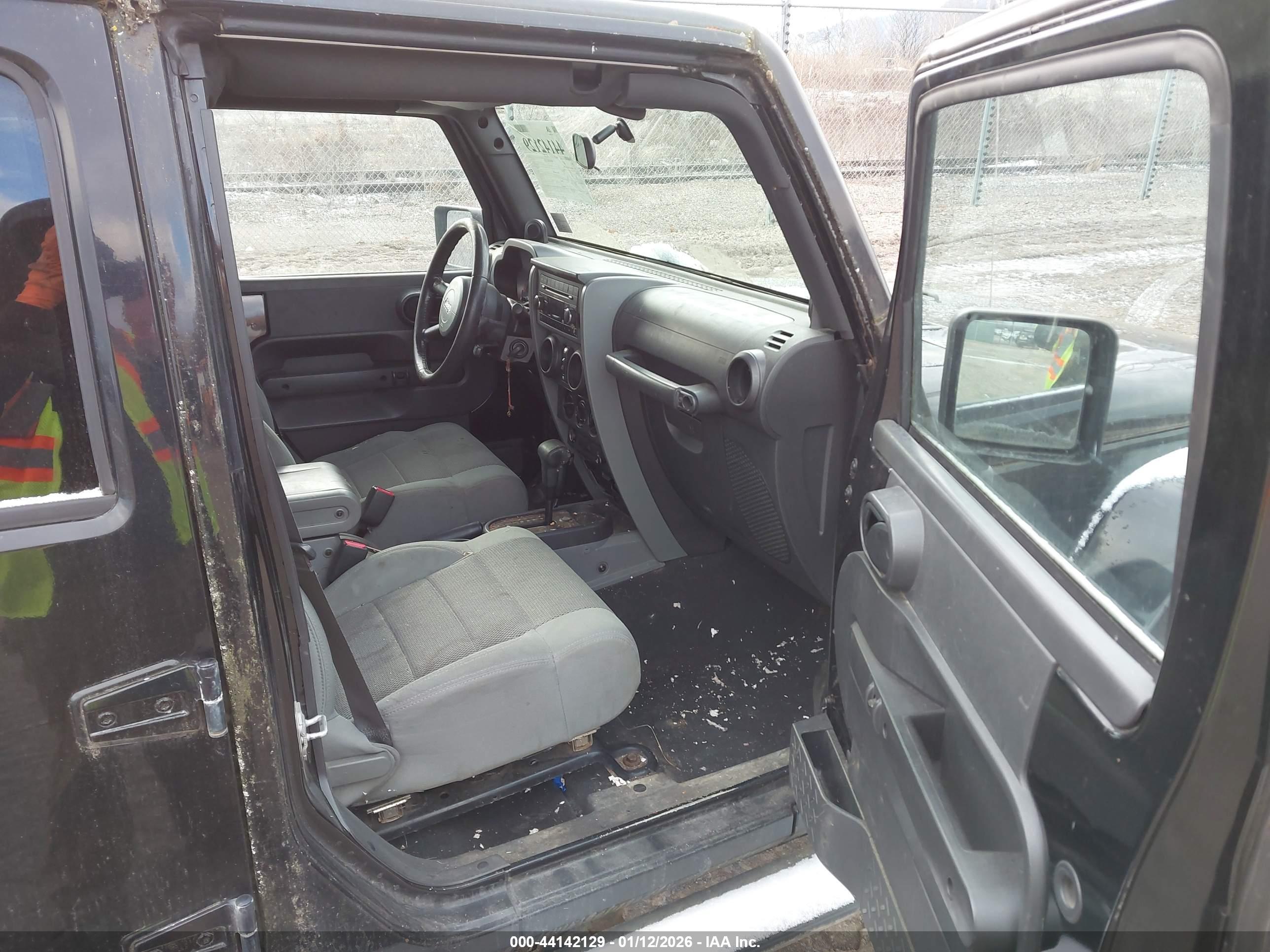JEEP WRANGLER image 5